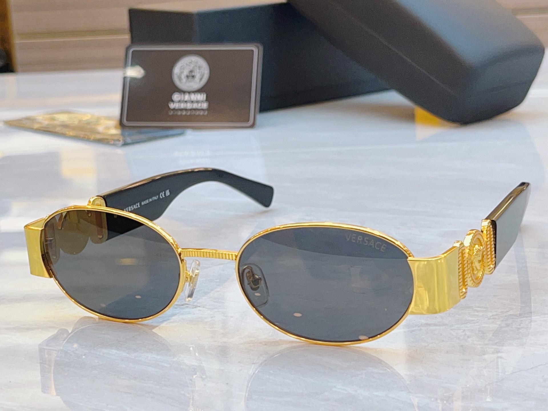 ，【VERSAC*】范思*哲新款太阳镜，MODEL：VE 2299，SIZE：56口18-140