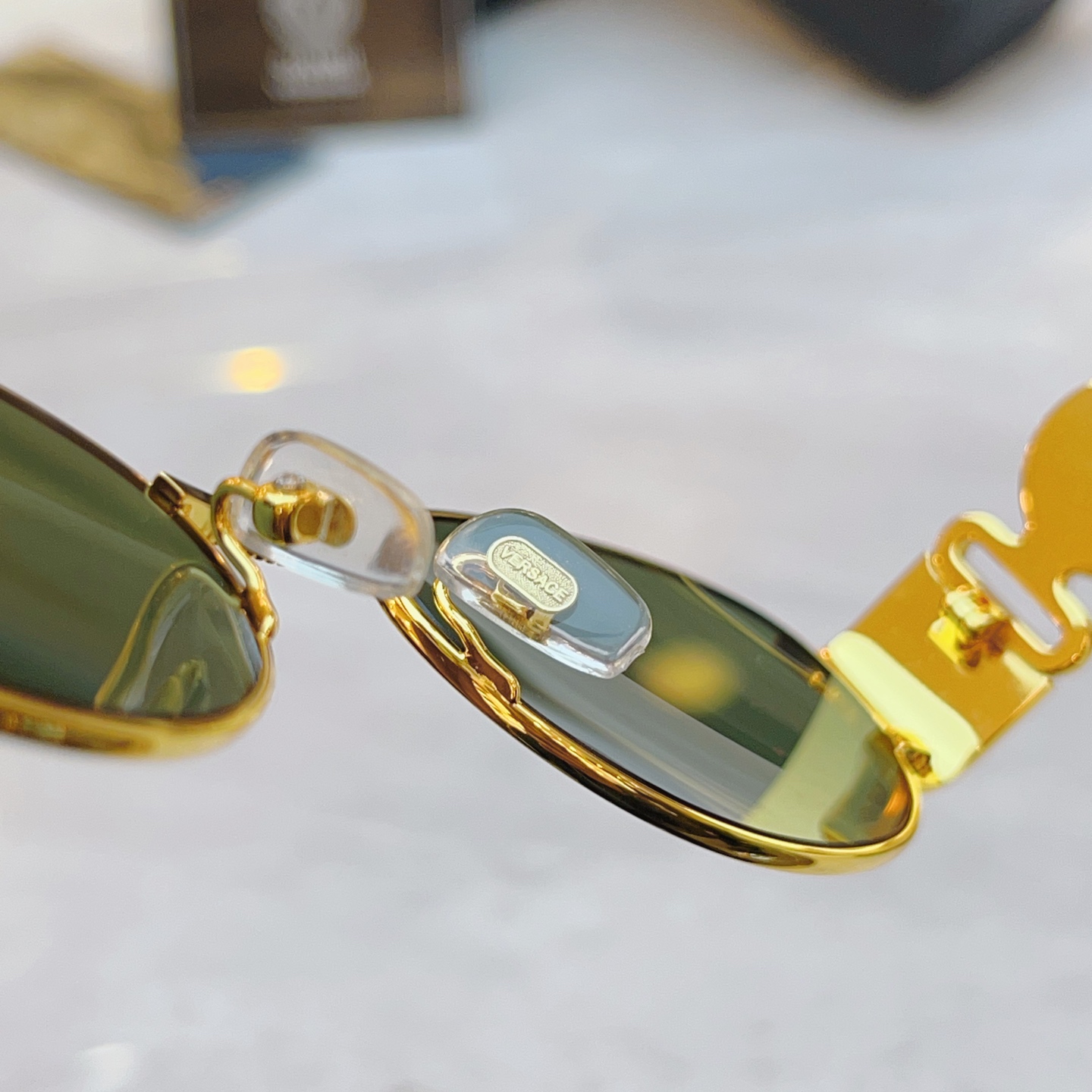 ，【VERSAC*】范思*哲新款太阳镜，MODEL：VE 2299，SIZE：56口18-140