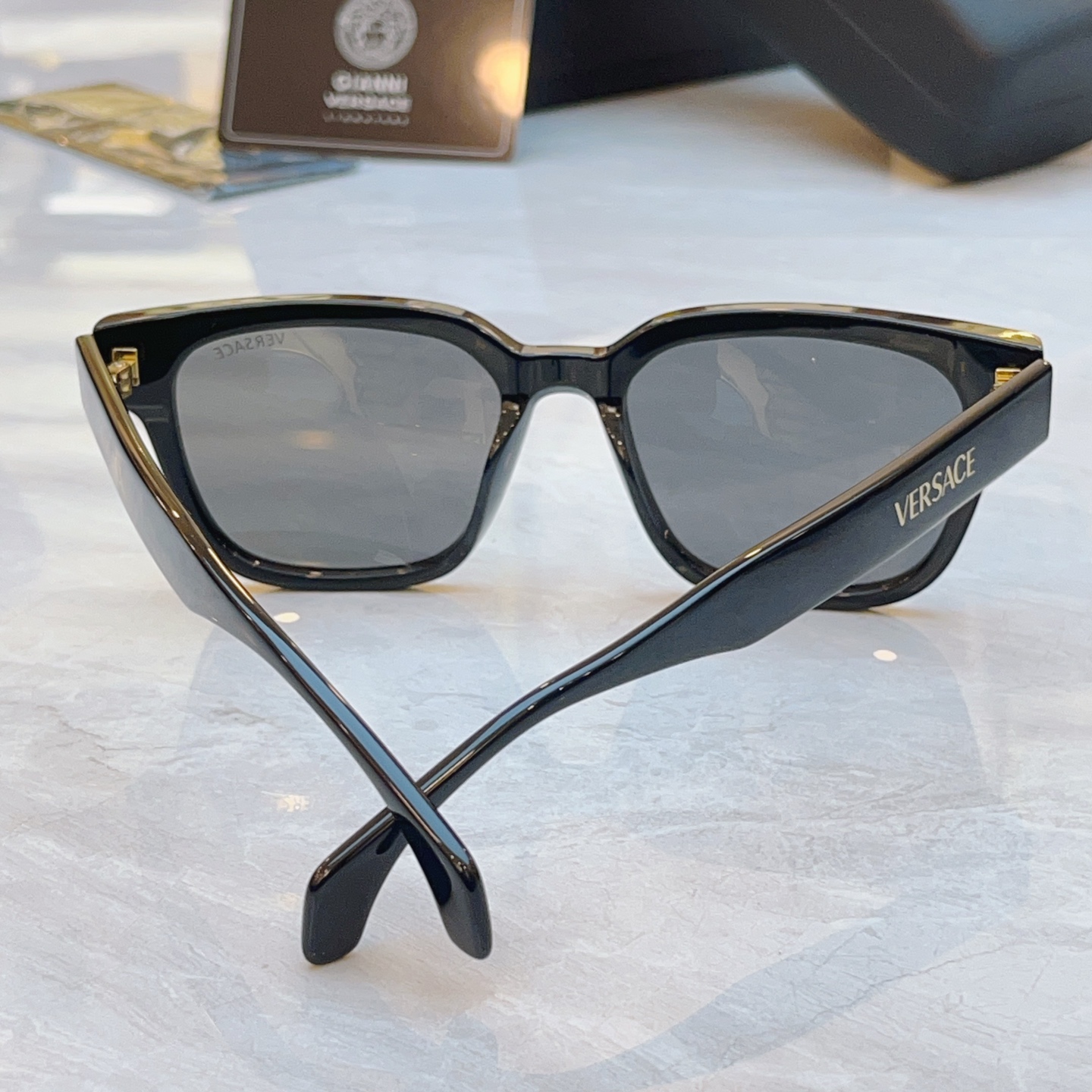 ，【VERSAC*】范思*哲新款太阳镜，MODEL：VE 4513，SIZE：56口17-140