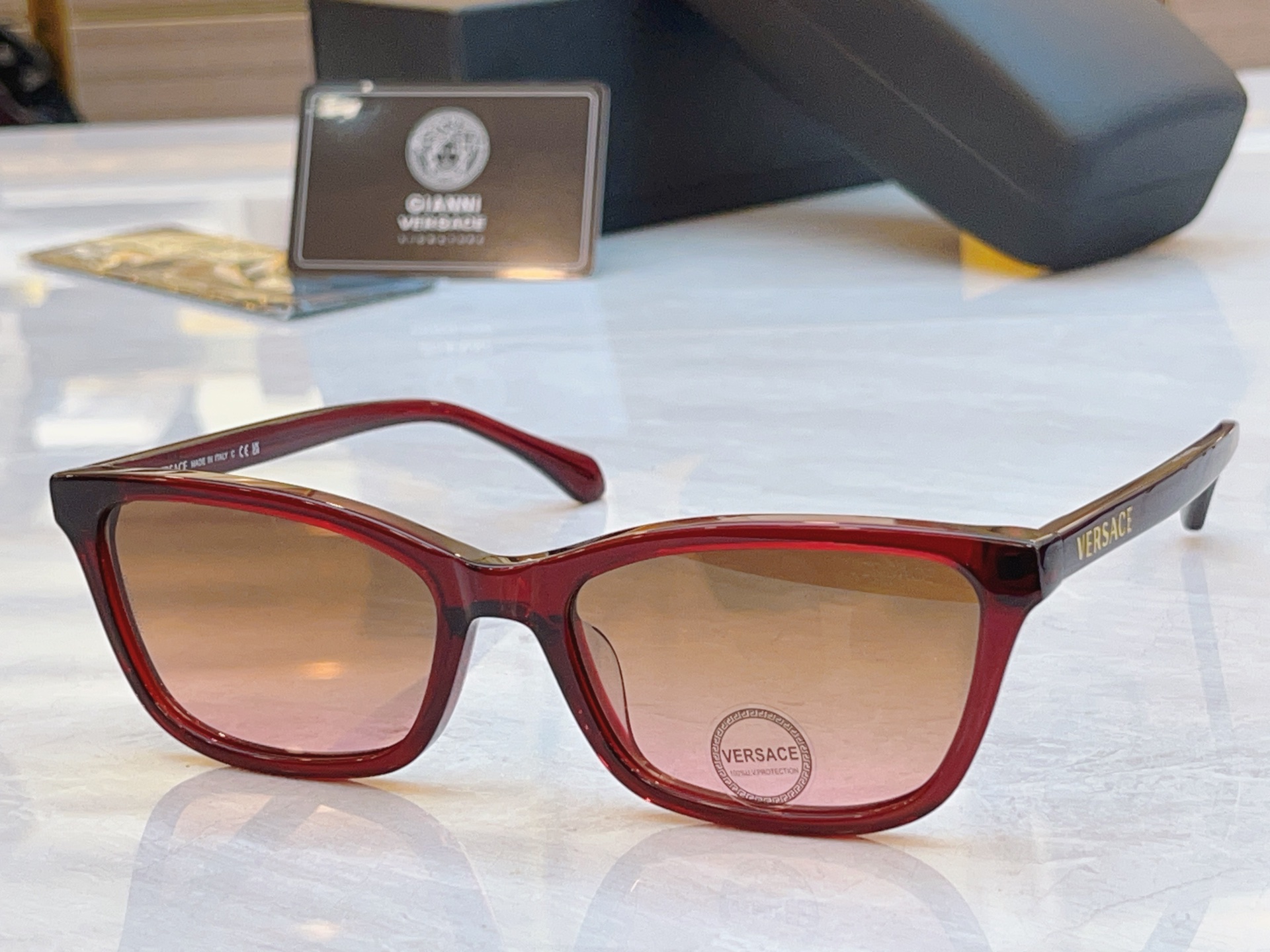 ，【VERSAC*】范思*哲新款太阳镜，MODEL：VE 3375，SIZE：55口19-145