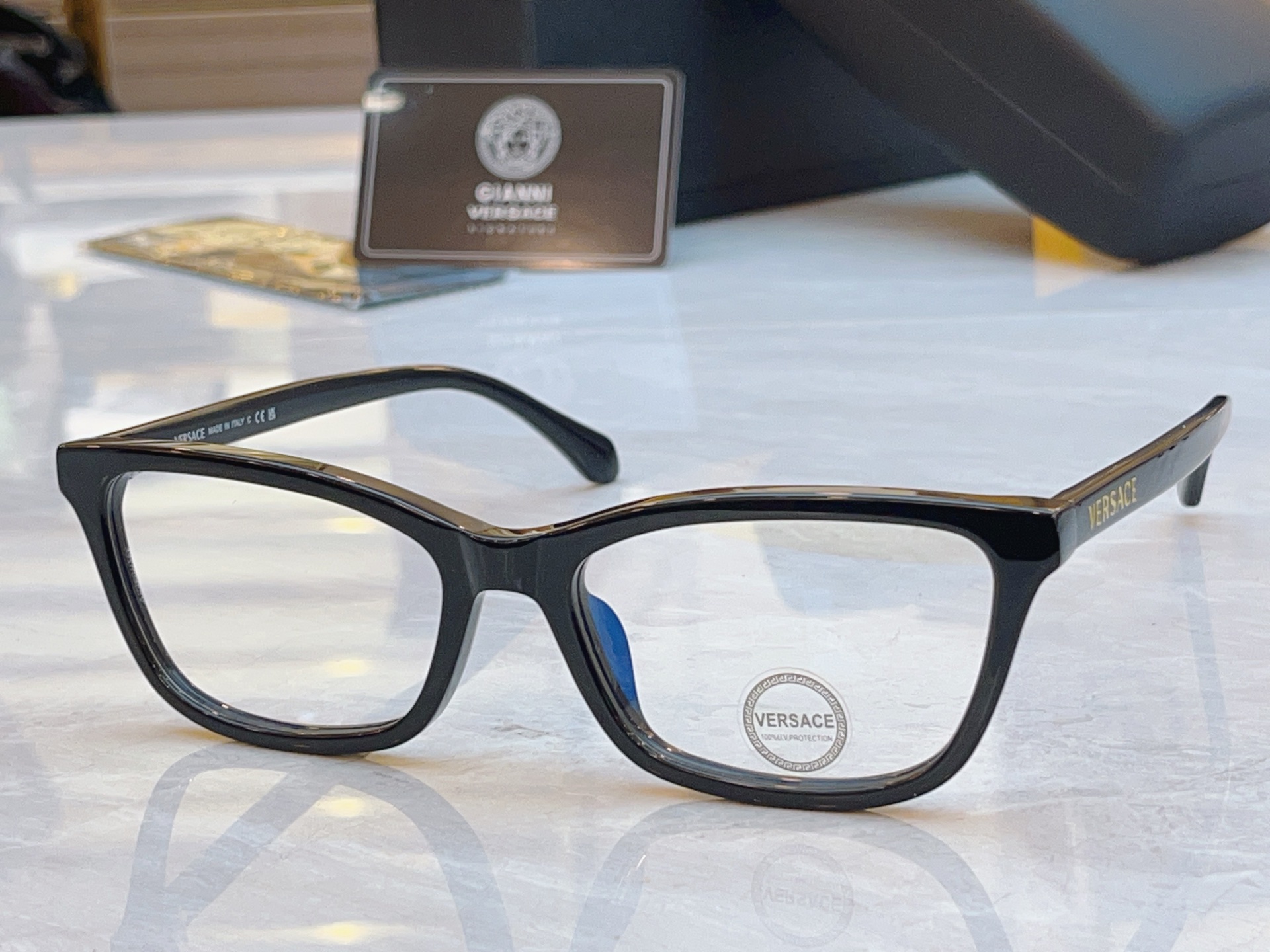 ，【VERSAC*】范思*哲新款太阳镜，MODEL：VE 3375，SIZE：55口19-145