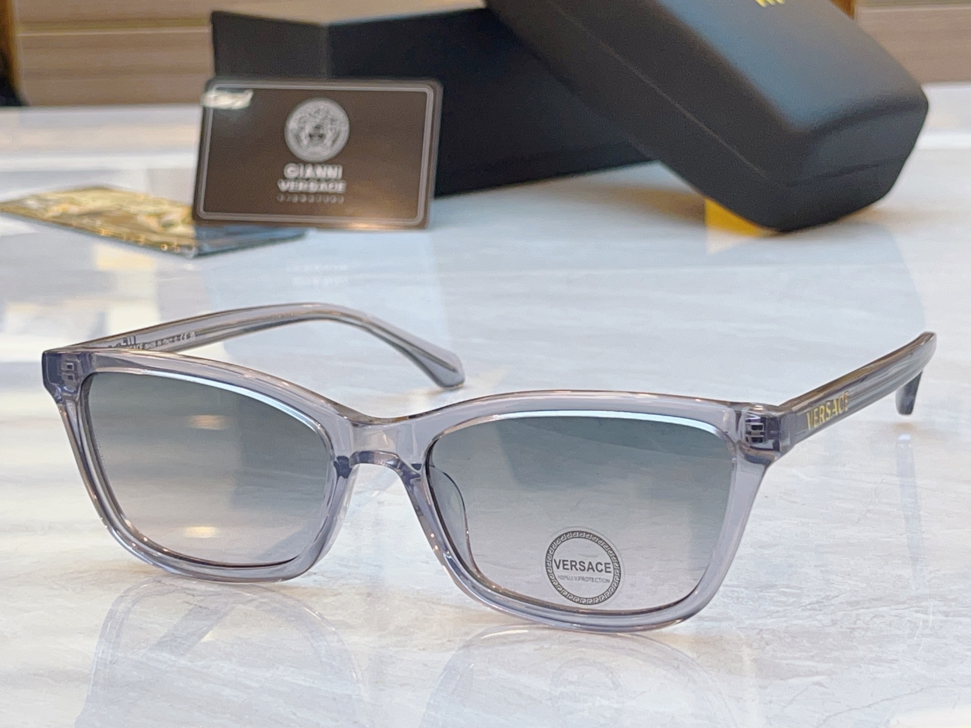 ，【VERSAC*】范思*哲新款太阳镜，MODEL：VE 3375，SIZE：55口19-145