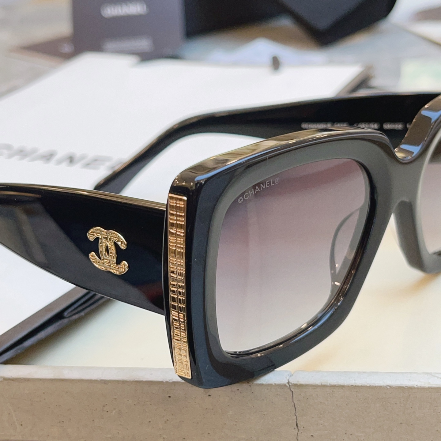 ，【CHANE*】香奈*儿新款太阳镜🕶️，MODEL：CH5435，SIZE：53口22-140