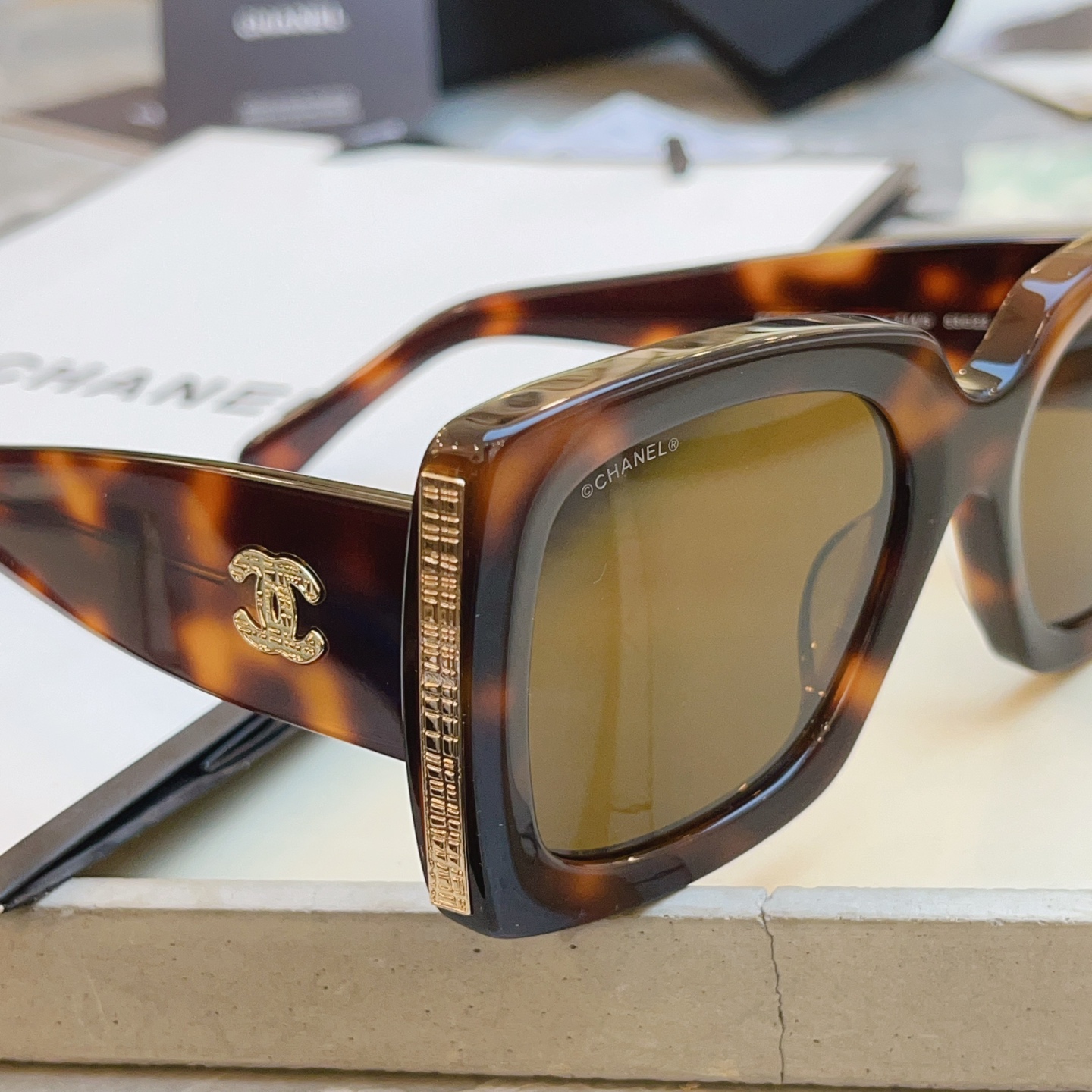 ，【CHANE*】香奈*儿新款太阳镜🕶️，MODEL：CH5435，SIZE：53口22-140