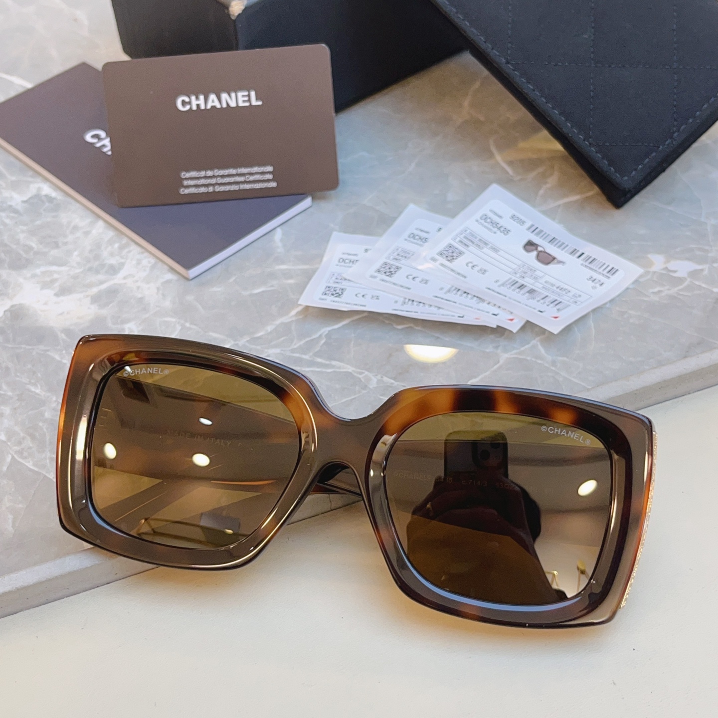 ，【CHANE*】香奈*儿新款太阳镜🕶️，MODEL：CH5435，SIZE：53口22-140