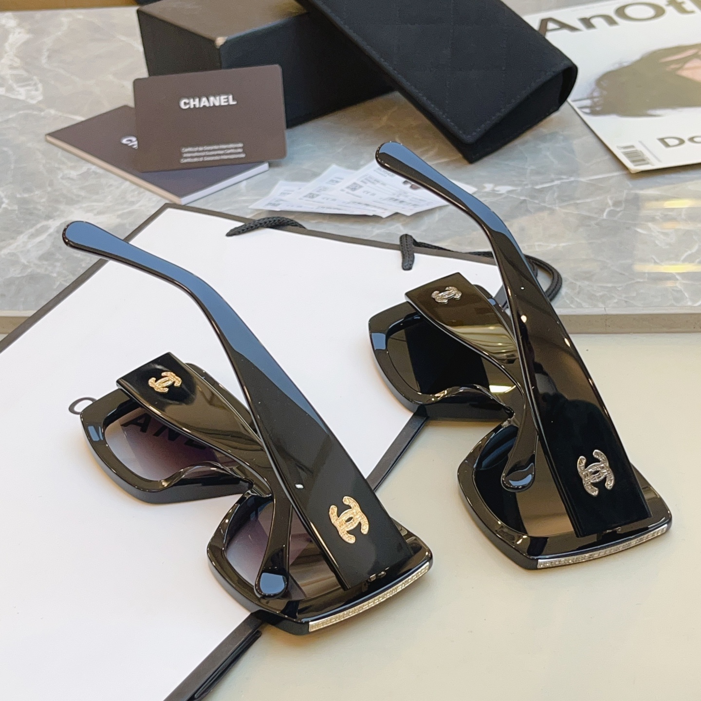 ，【CHANE*】香奈*儿新款太阳镜🕶️，MODEL：CH5435，SIZE：53口22-140