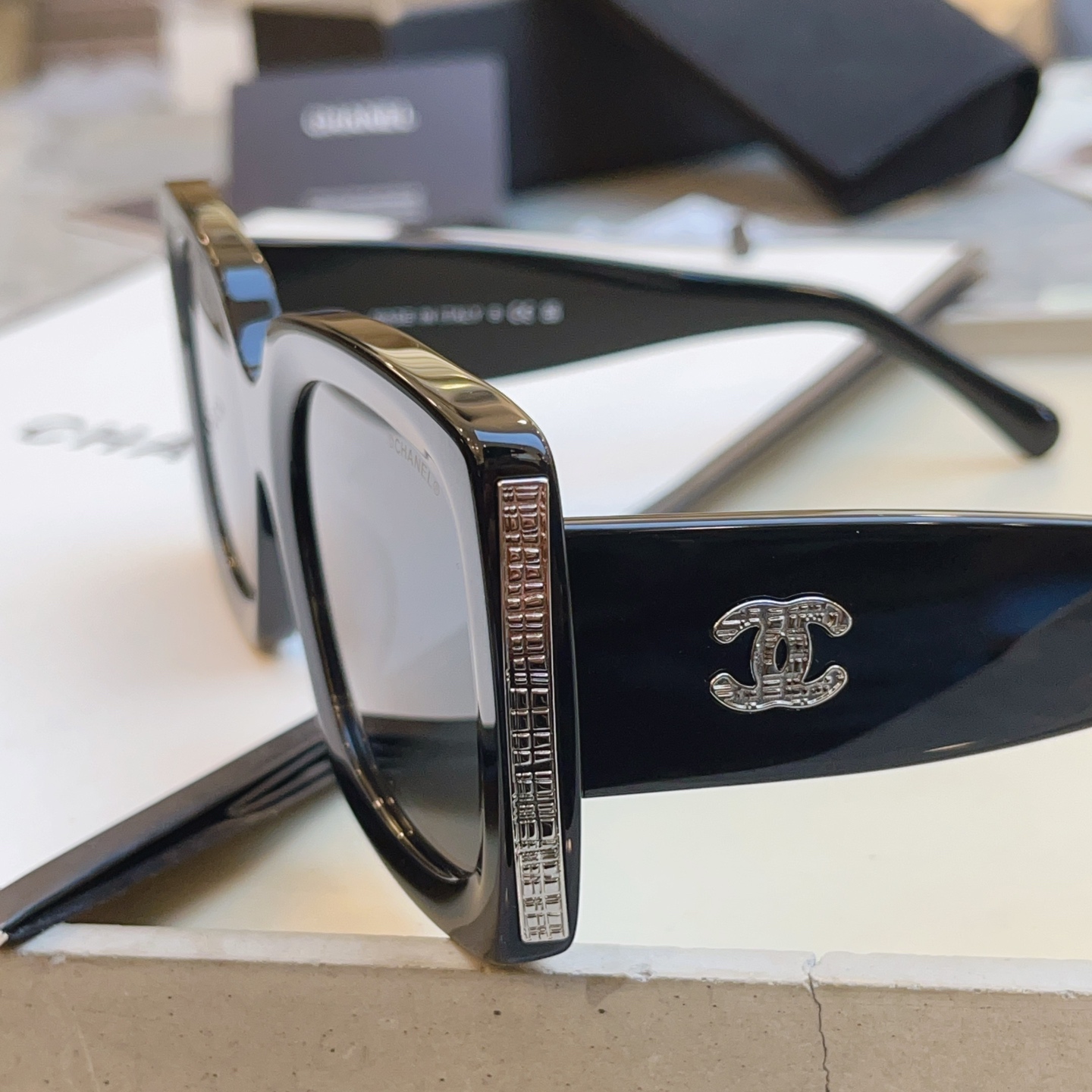 ，【CHANE*】香奈*儿新款太阳镜🕶️，MODEL：CH5435，SIZE：53口22-140