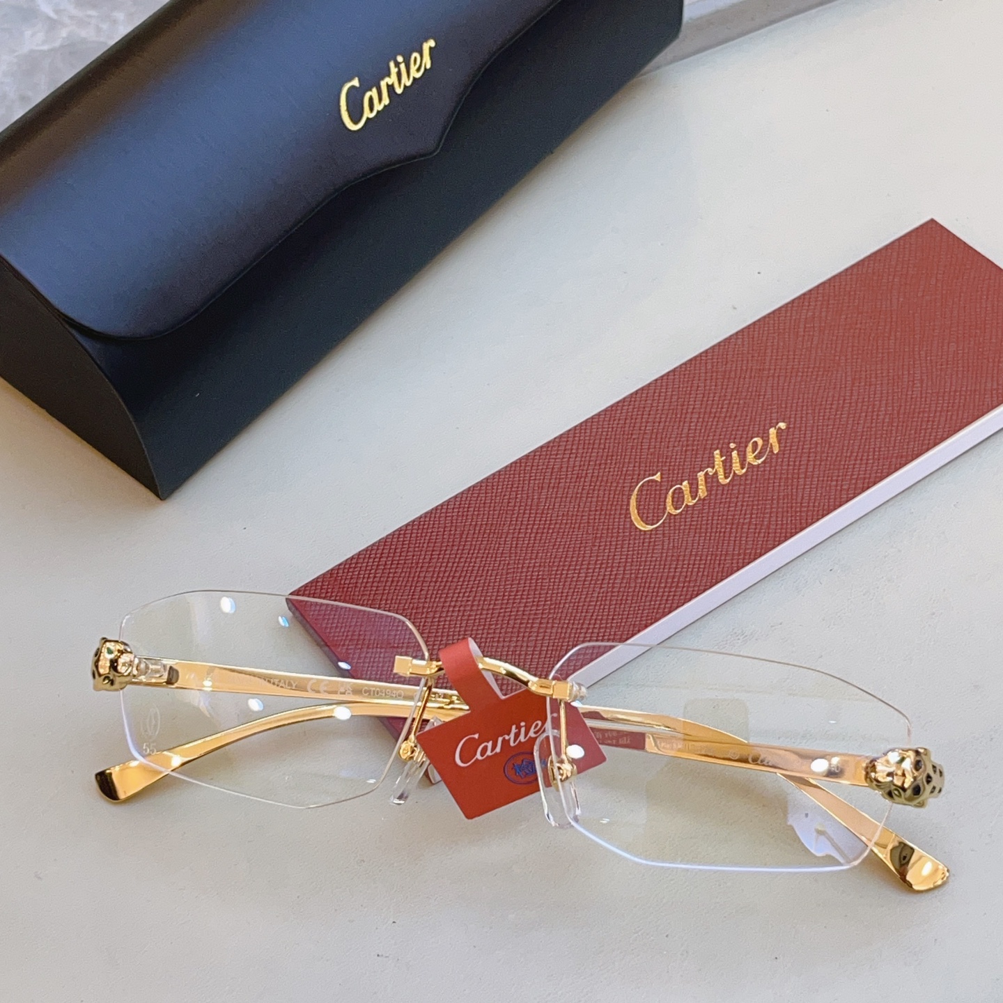 高版本✨，【CARTIE*】卡地*亚新款眼镜架，18K金电镀 镜片蔡司logo✨， MODEL:CT04