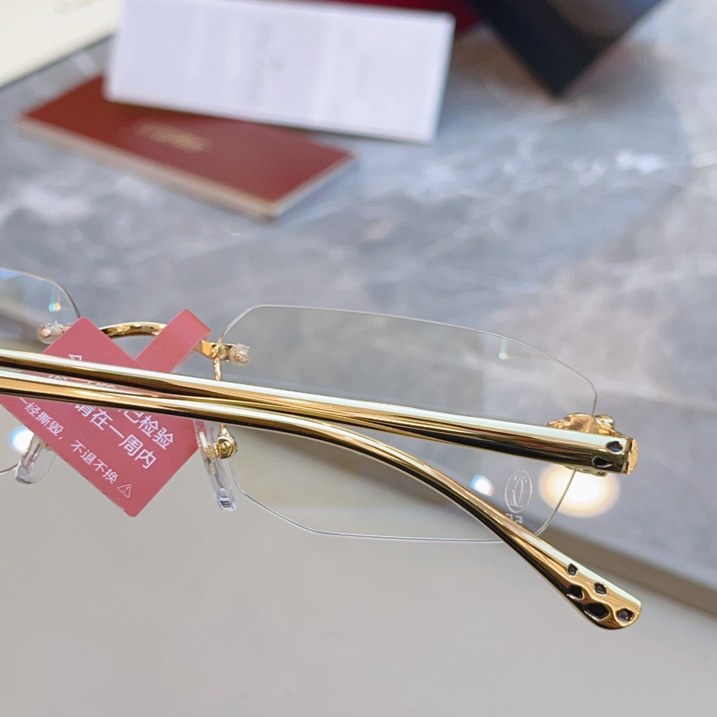 高版本✨，【CARTIE*】卡地*亚新款眼镜架，18K金电镀 镜片蔡司logo✨， MODEL:CT04