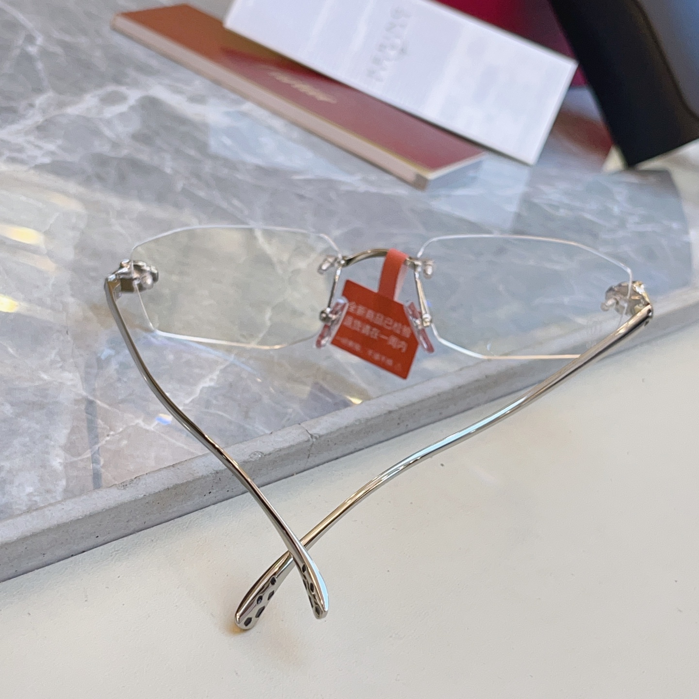 高版本✨，【CARTIE*】卡地*亚新款眼镜架，18K金电镀 镜片蔡司logo✨， MODEL:CT04