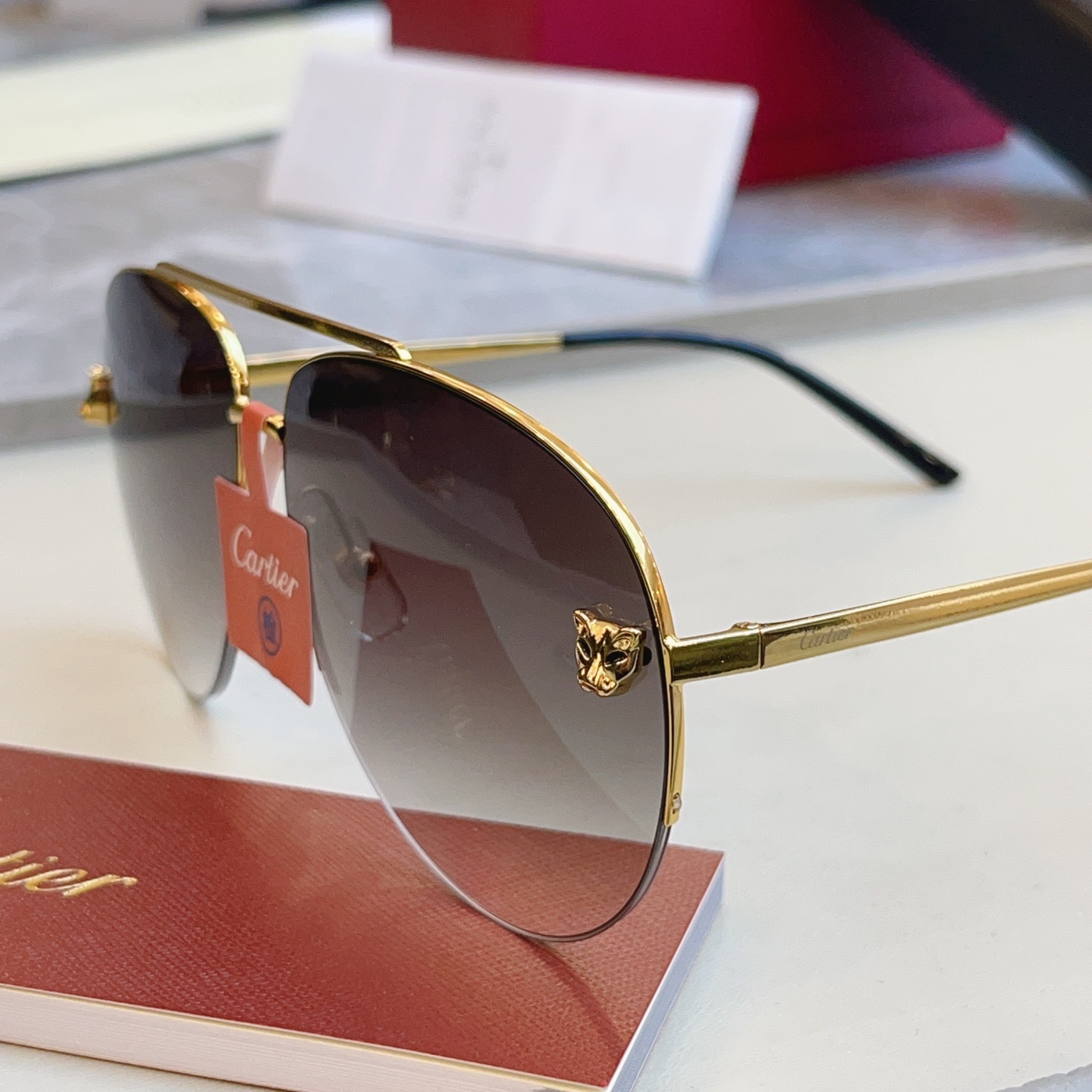 高版本✨，【CARTIE*】卡地*亚新款太阳镜，18K金电镀 镜片蔡司logo✨， MODEL:CT00