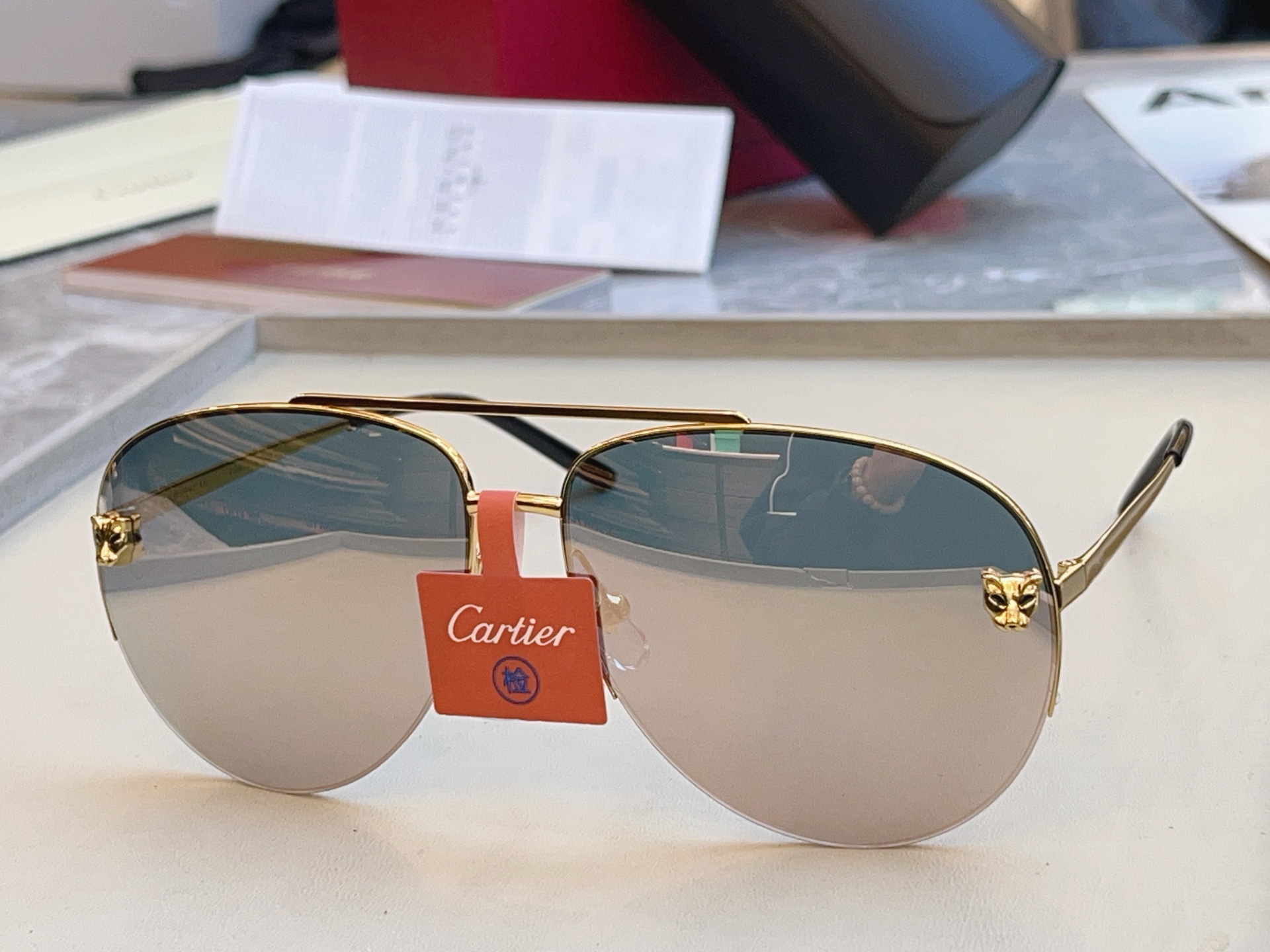 高版本✨，【CARTIE*】卡地*亚新款太阳镜，18K金电镀 镜片蔡司logo✨， MODEL:CT00