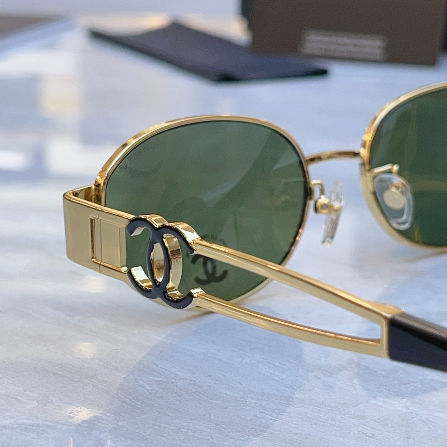 ，【CHANE*】香奈*儿新款太阳镜🕶️，MODEL：CH9180，SIZE：54口18-140