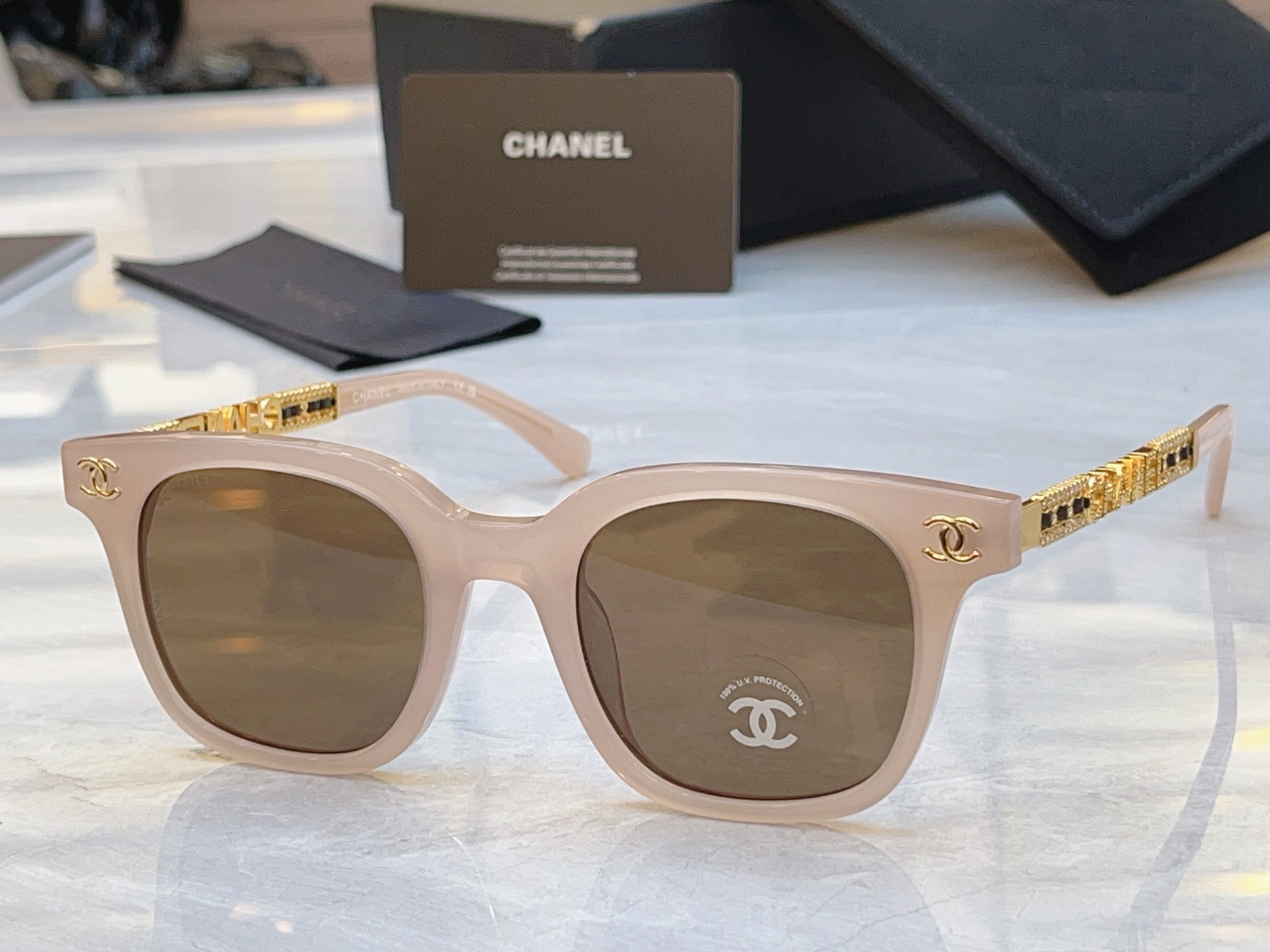 ，【CHANE*】香奈*儿新款太阳镜🕶️，MODEL：CH6044，SIZE：49口22-145