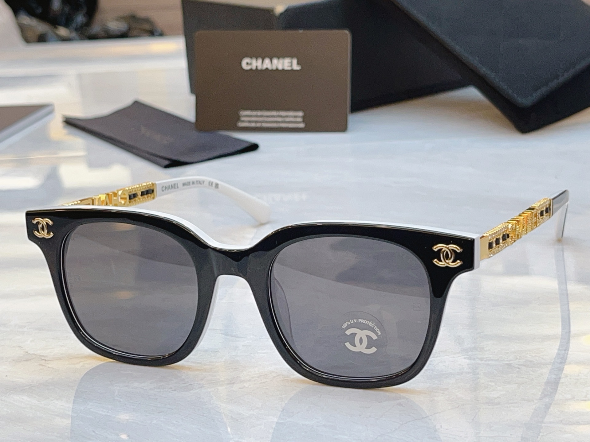 ，【CHANE*】香奈*儿新款太阳镜🕶️，MODEL：CH6044，SIZE：49口22-145