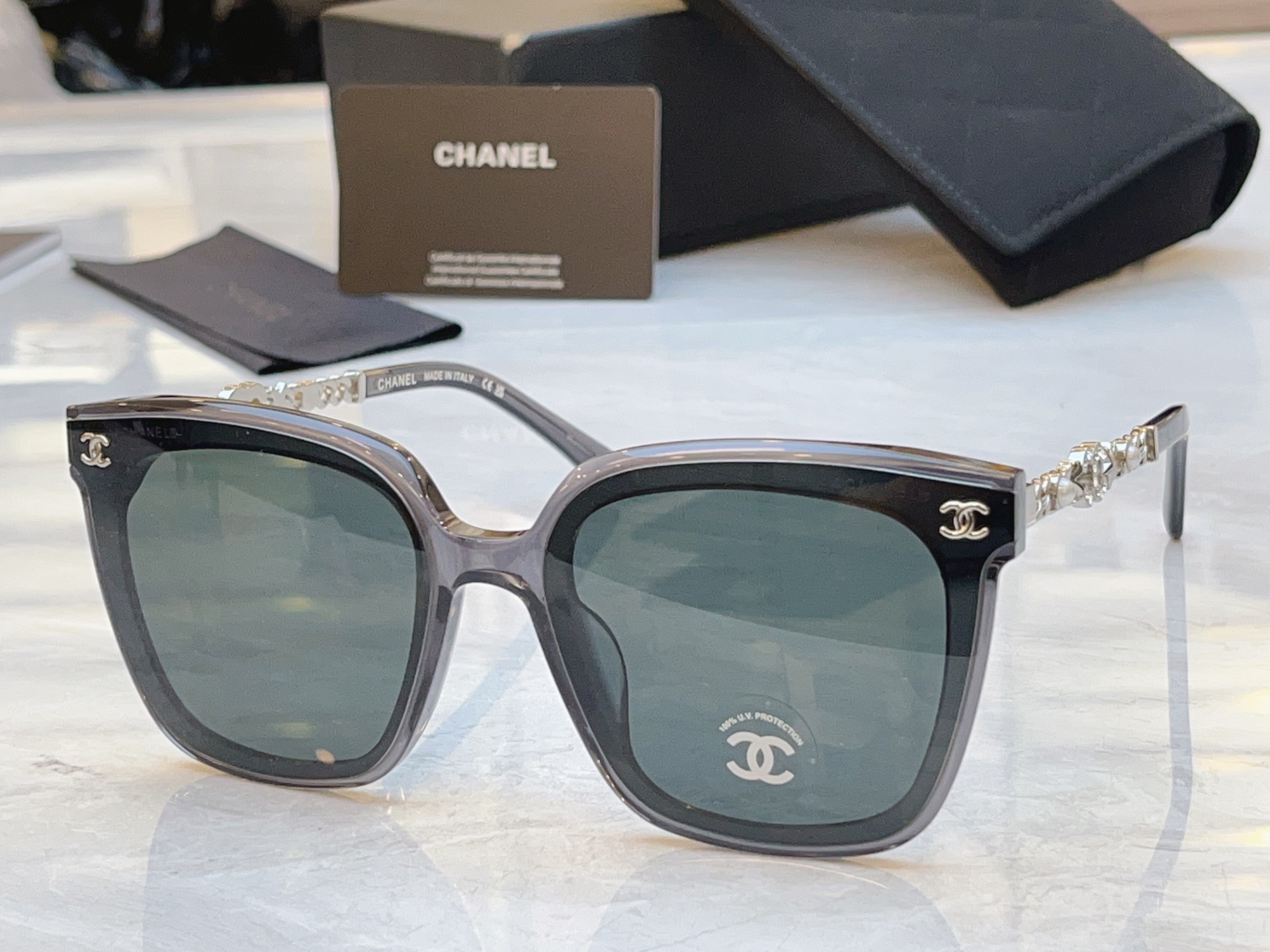 ，【CHANE*】香奈*儿新款太阳镜🕶️，MODEL：CH5435，SIZE：64口17-145