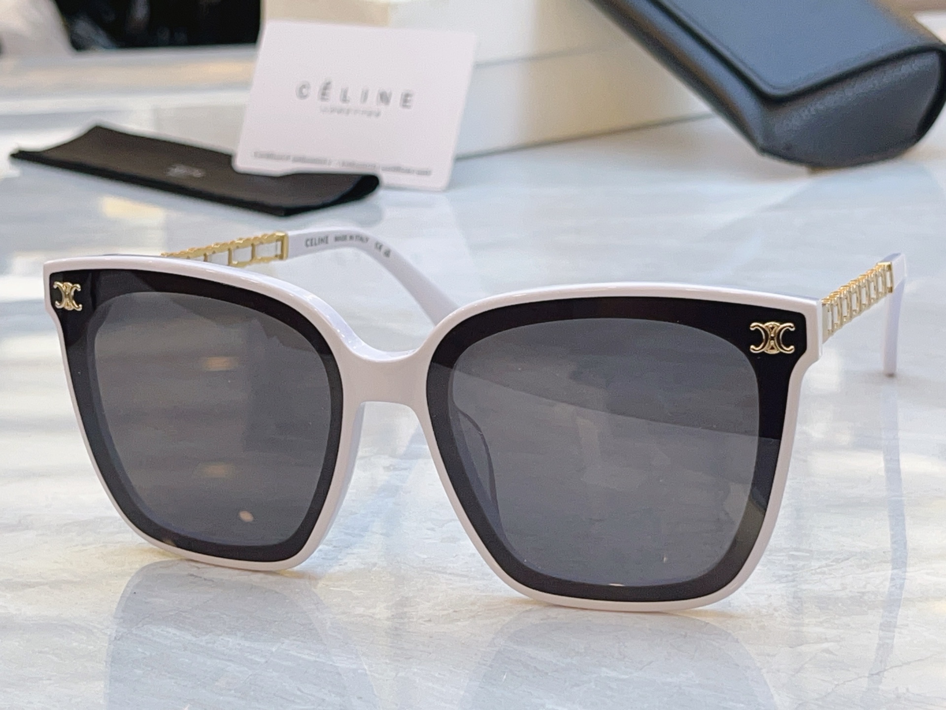 ，【CELIN*】赛*琳新款太阳镜， MODEL:CL40267，SIZE: 64口15-145