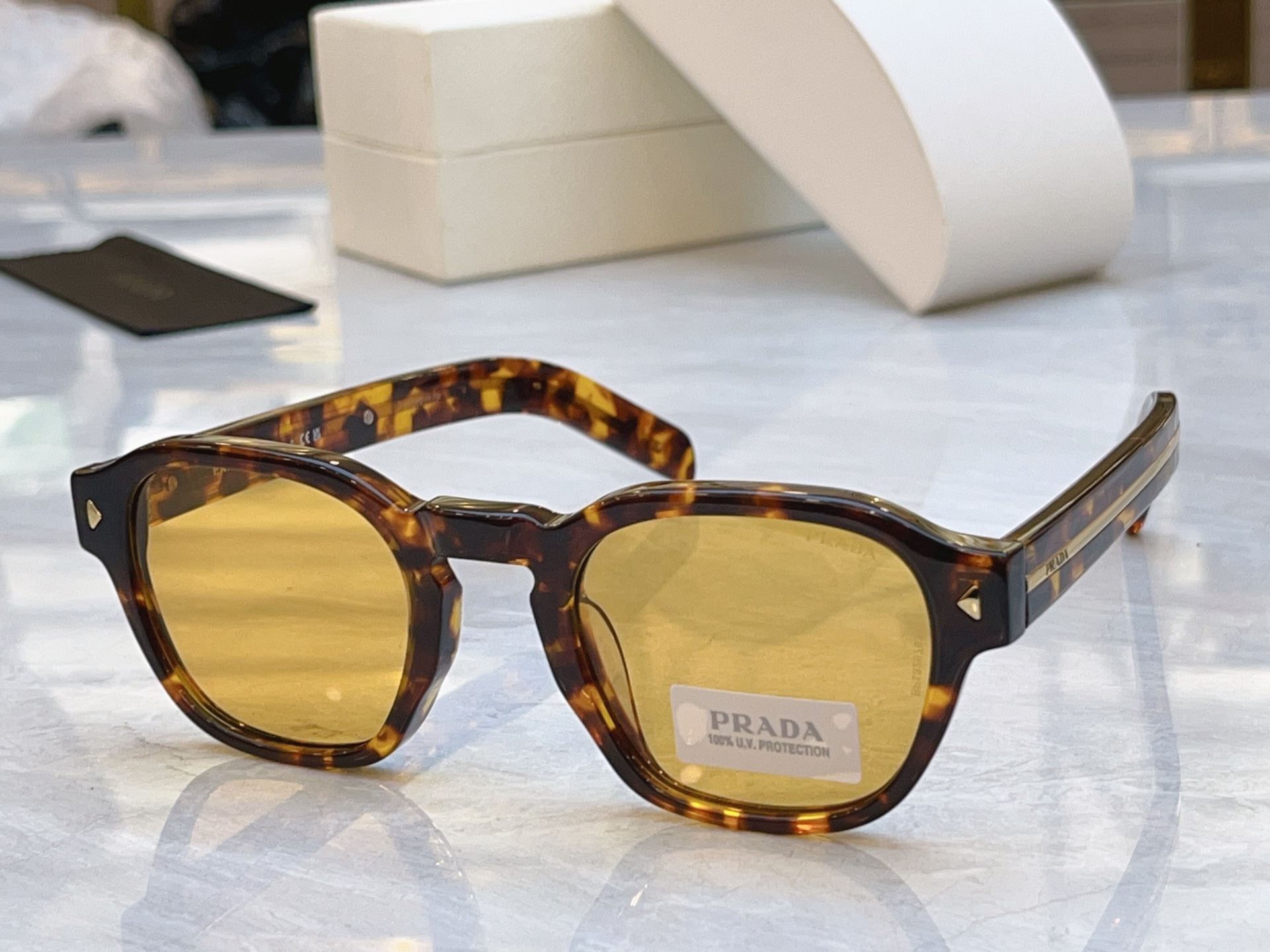 ，【PRAD*】普拉*达新款太阳镜🕶️，MODEL：SPR A16S，SIZE：52口24-150
