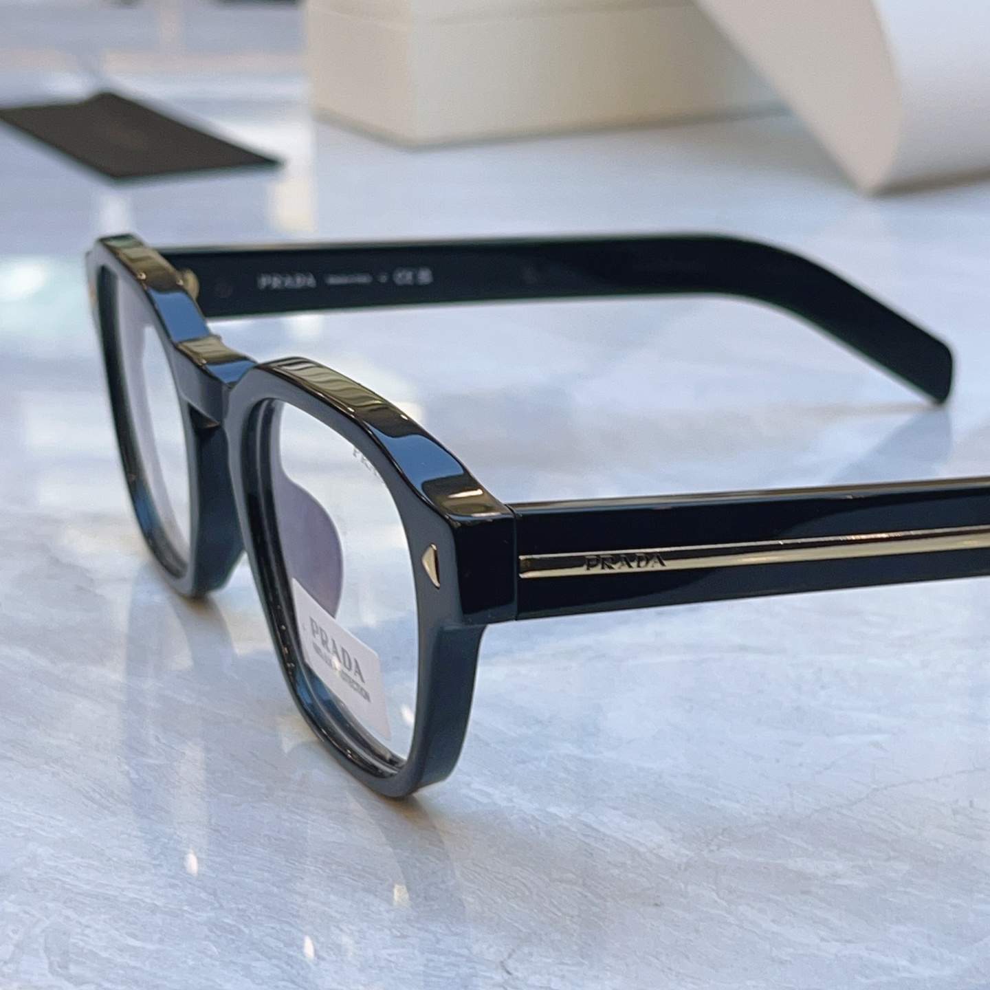 ，【PRAD*】普拉*达新款太阳镜🕶️，MODEL：SPR A16S，SIZE：52口24-150