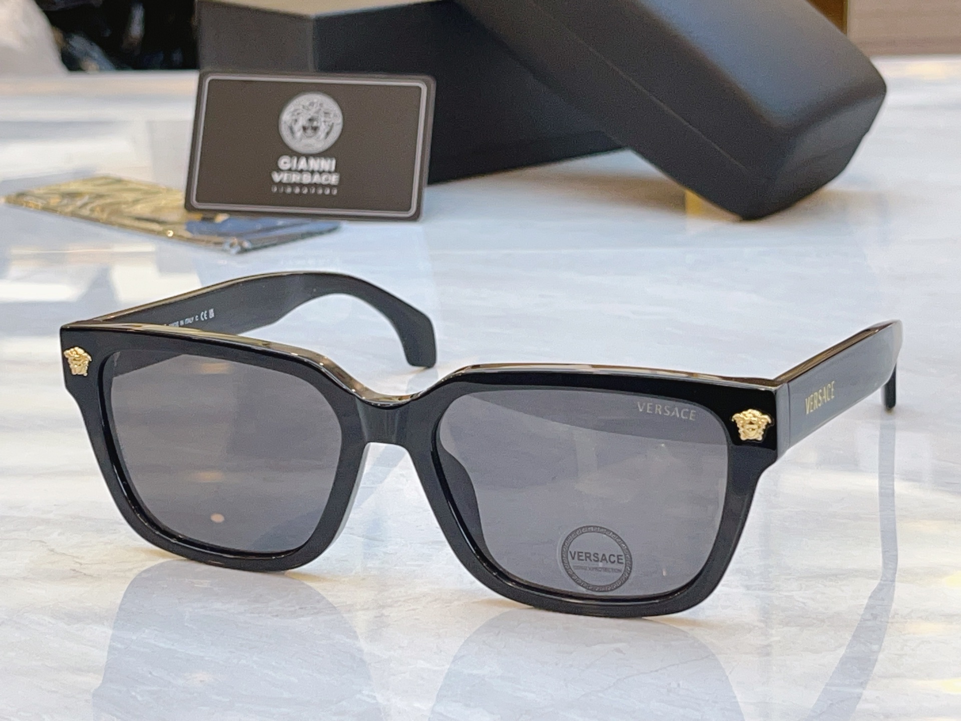 ，【VERSAC*】范思*哲新款太阳镜，MODEL：VE 4513D，SIZE：56口19-145