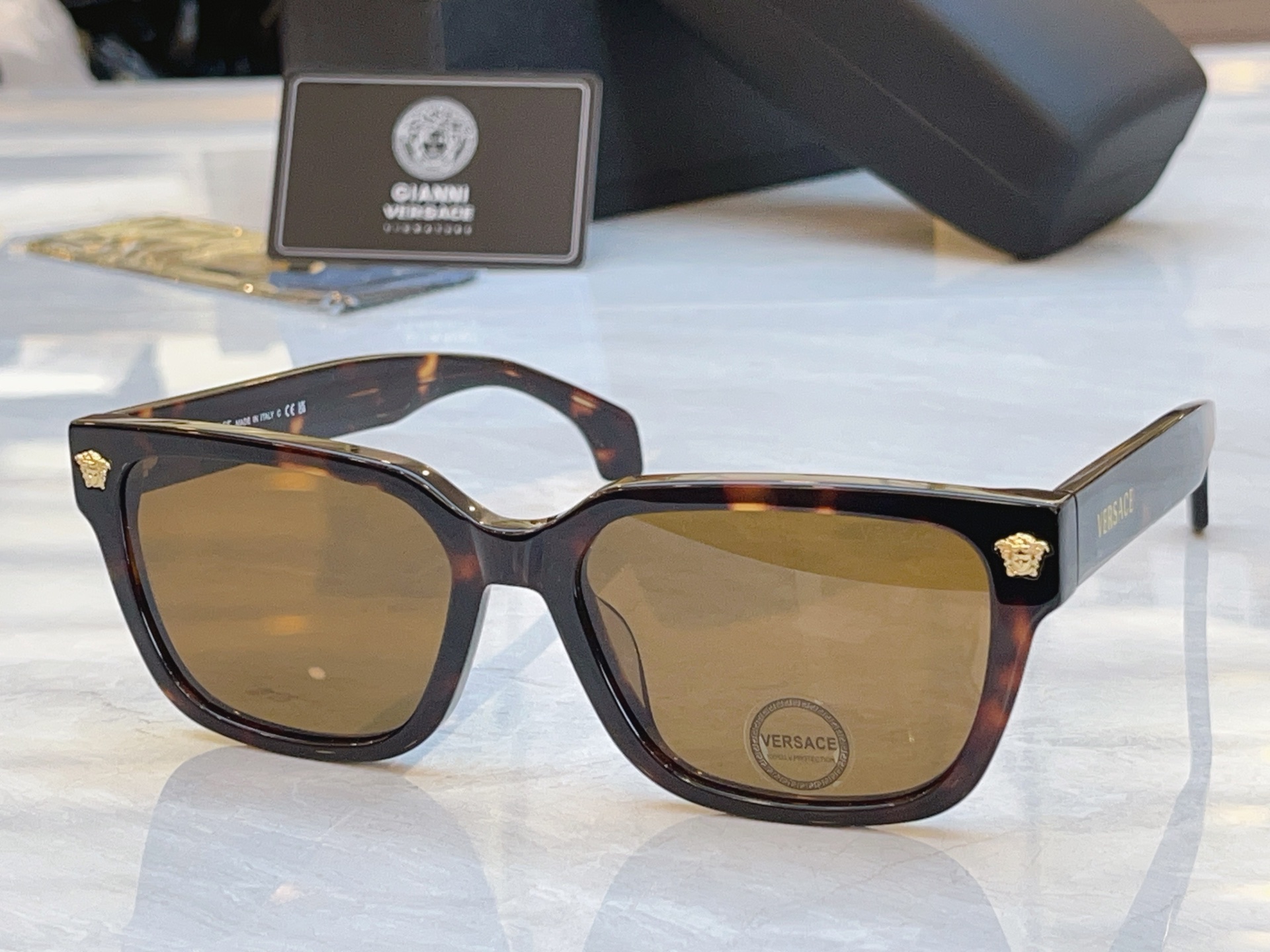 ，【VERSAC*】范思*哲新款太阳镜，MODEL：VE 4513D，SIZE：56口19-145