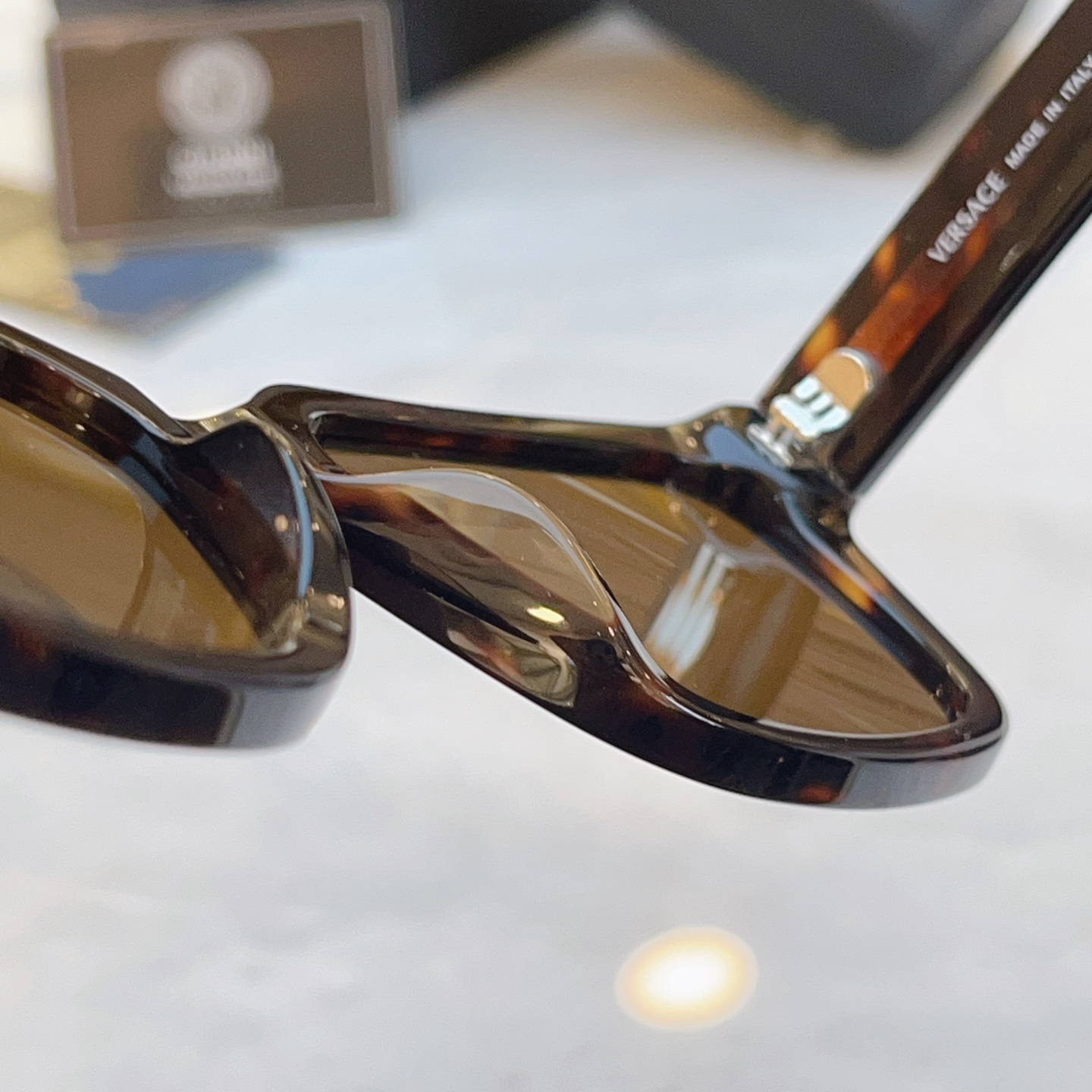 ，【VERSAC*】范思*哲新款太阳镜，MODEL：VE 4513D，SIZE：56口19-145