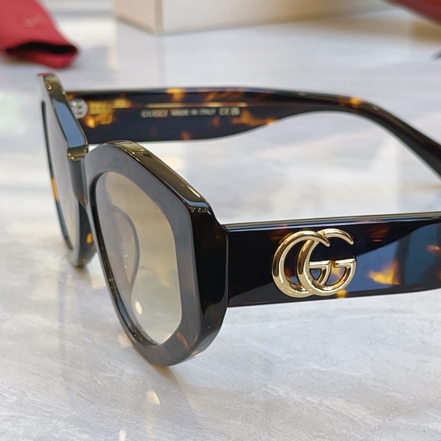 ，【GUCC*】古*驰新款太阳镜，MODEL：GG1549S，SIZE：54口20-145