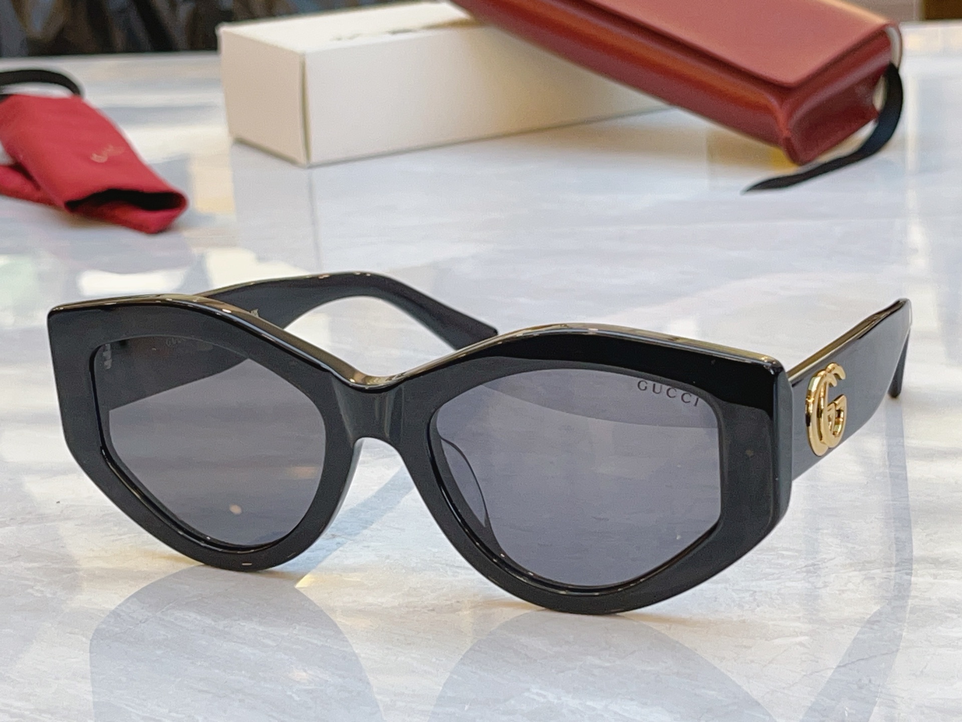 ，【GUCC*】古*驰新款太阳镜，MODEL：GG1549S，SIZE：54口20-145