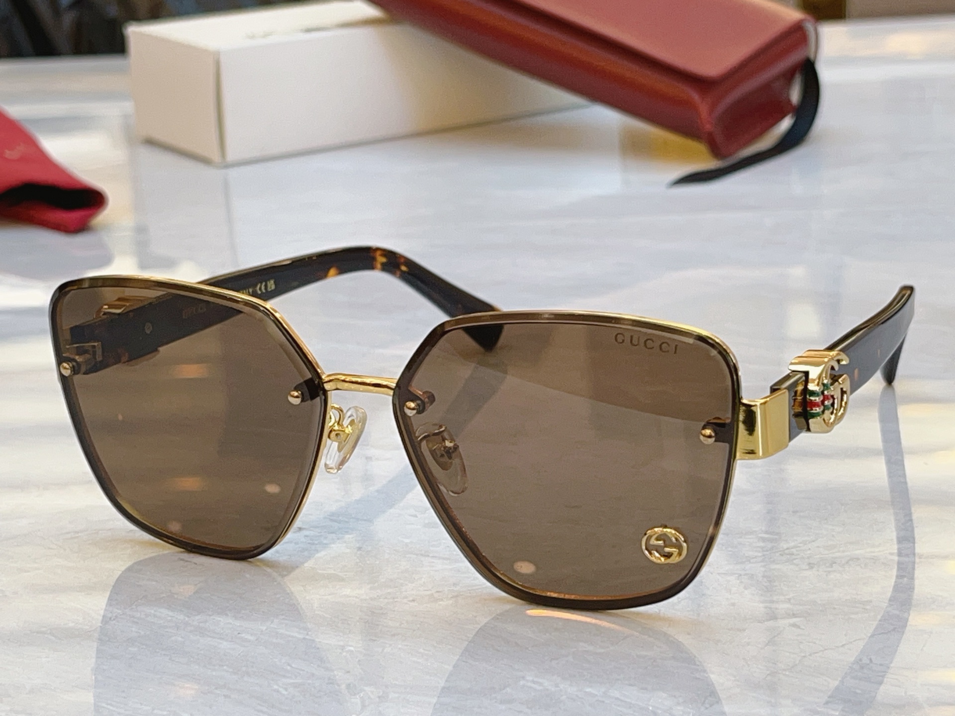 ，【GUCC*】古*驰新款太阳镜，MODEL：GG1547S，SIZE：62口14-145