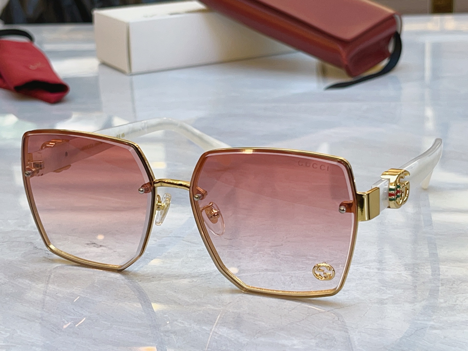 ，【GUCC*】古*驰新款太阳镜，MODEL：GG1548S，SIZE：62口16-145