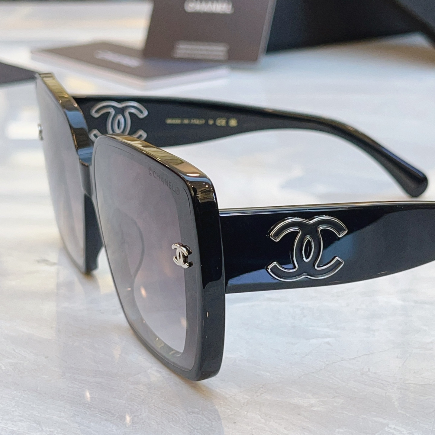 ，【CHANE*】香奈*儿新款太阳镜🕶️，MODEL：CH5510-H，SIZE：64口16-145