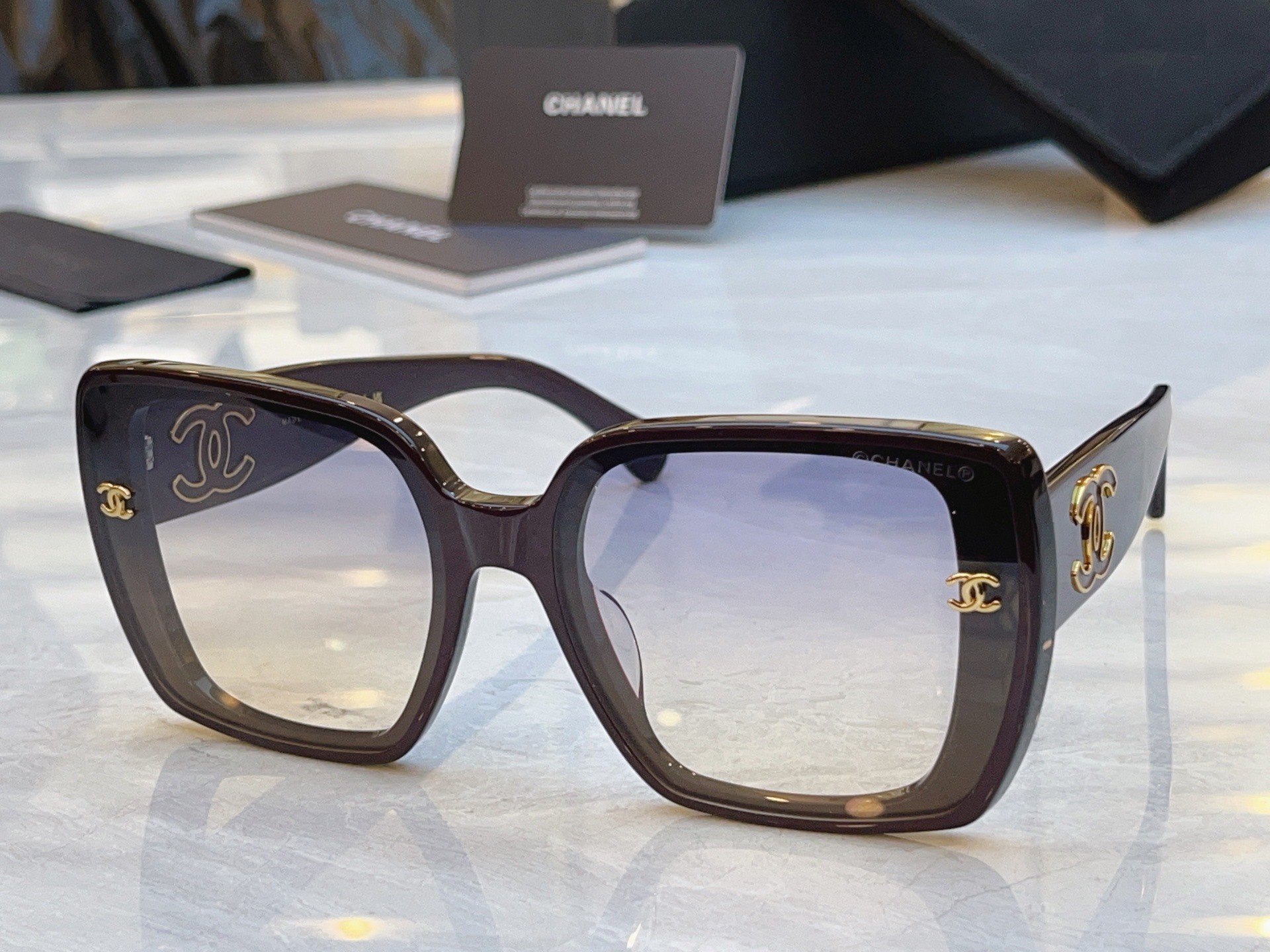 ，【CHANE*】香奈*儿新款太阳镜🕶️，MODEL：CH5510-H，SIZE：64口16-145