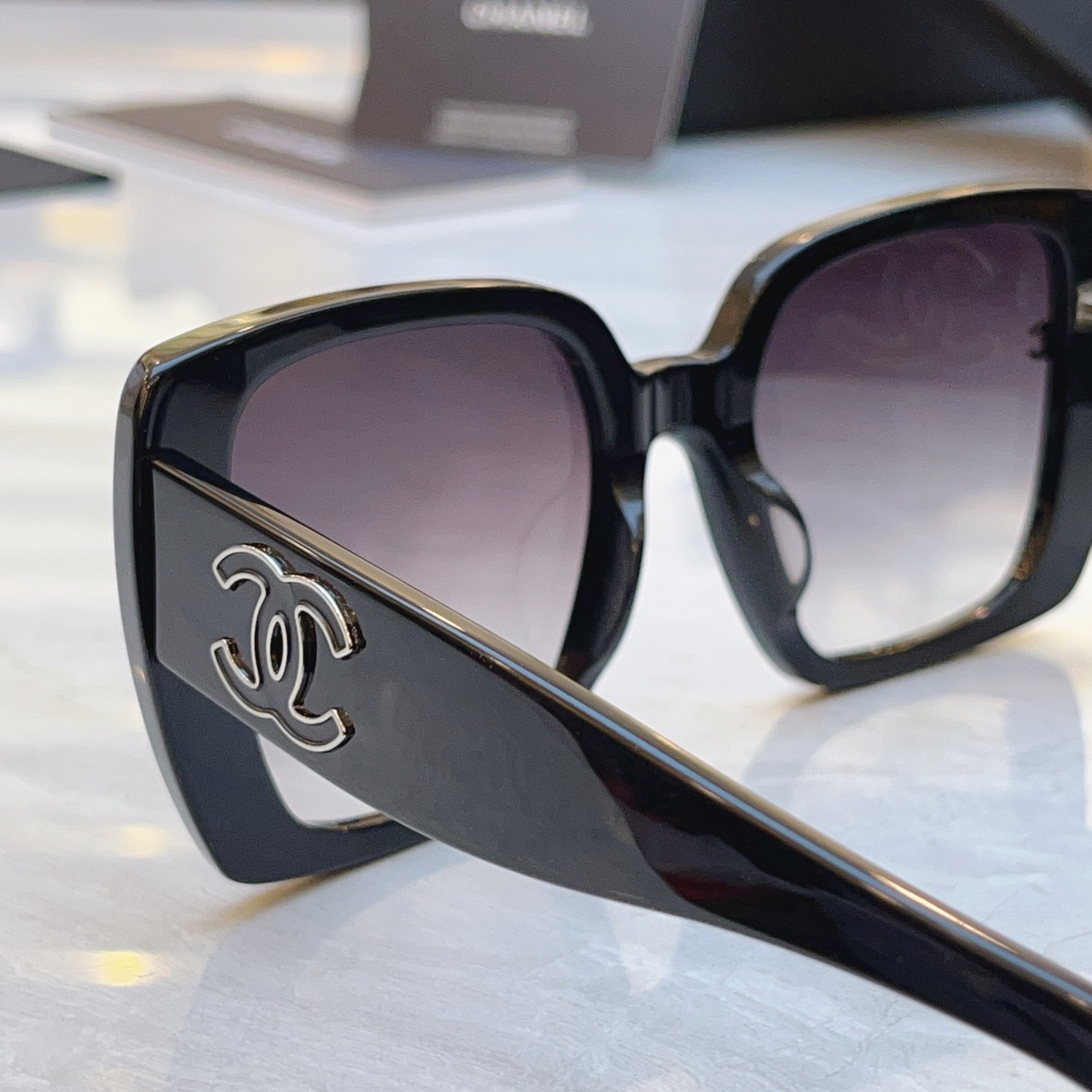 ，【CHANE*】香奈*儿新款太阳镜🕶️，MODEL：CH5510-H，SIZE：64口16-145