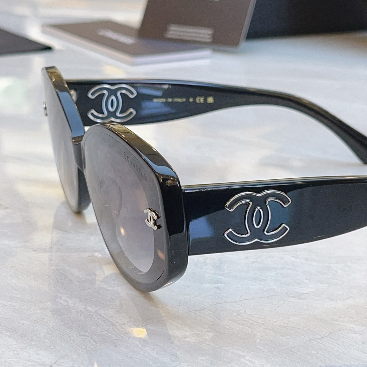 ，【CHANE*】香奈*儿新款太阳镜🕶️，MODEL：CH5511-H，SIZE：65口14-145