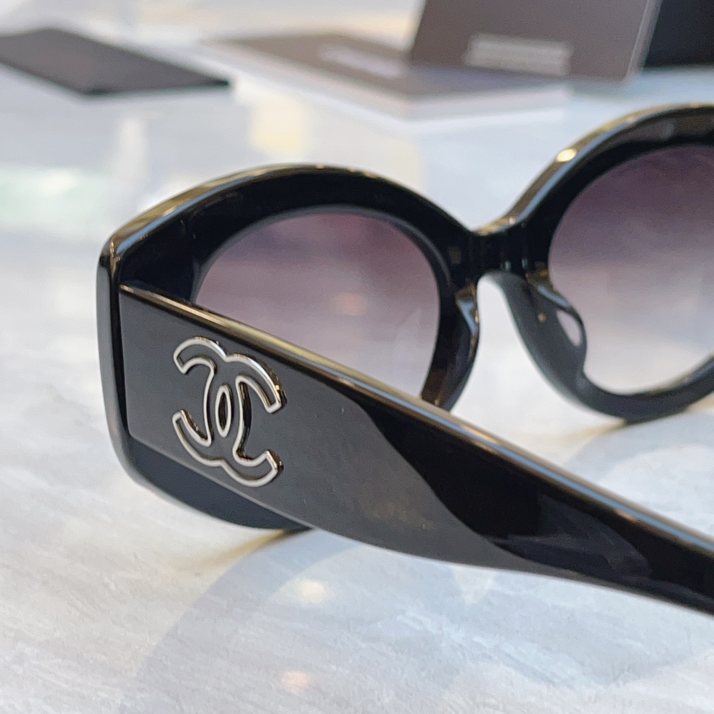 ，【CHANE*】香奈*儿新款太阳镜🕶️，MODEL：CH5511-H，SIZE：65口14-145