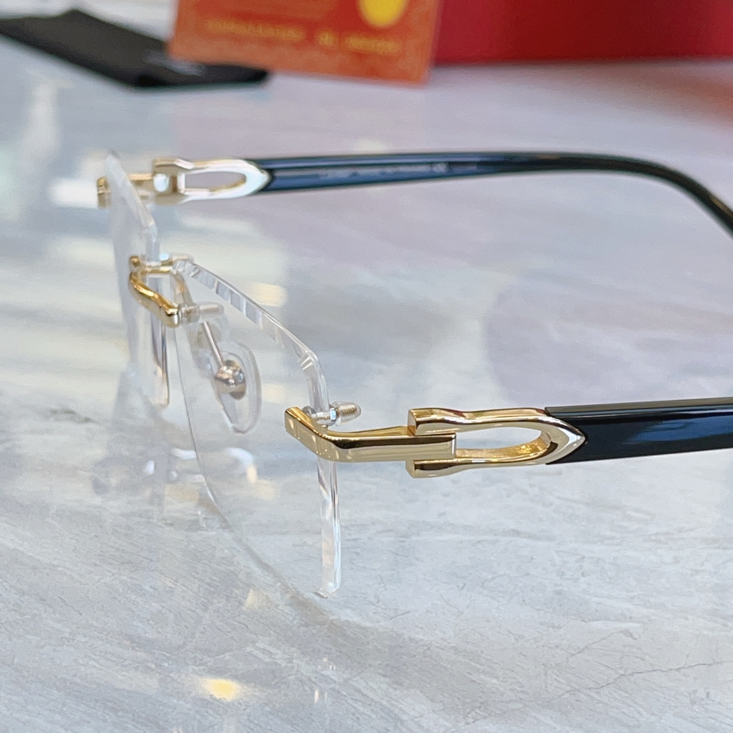 ，【CARTIE*】卡地*亚新款太阳镜，Mod:CT0582S，Size:56口19-145