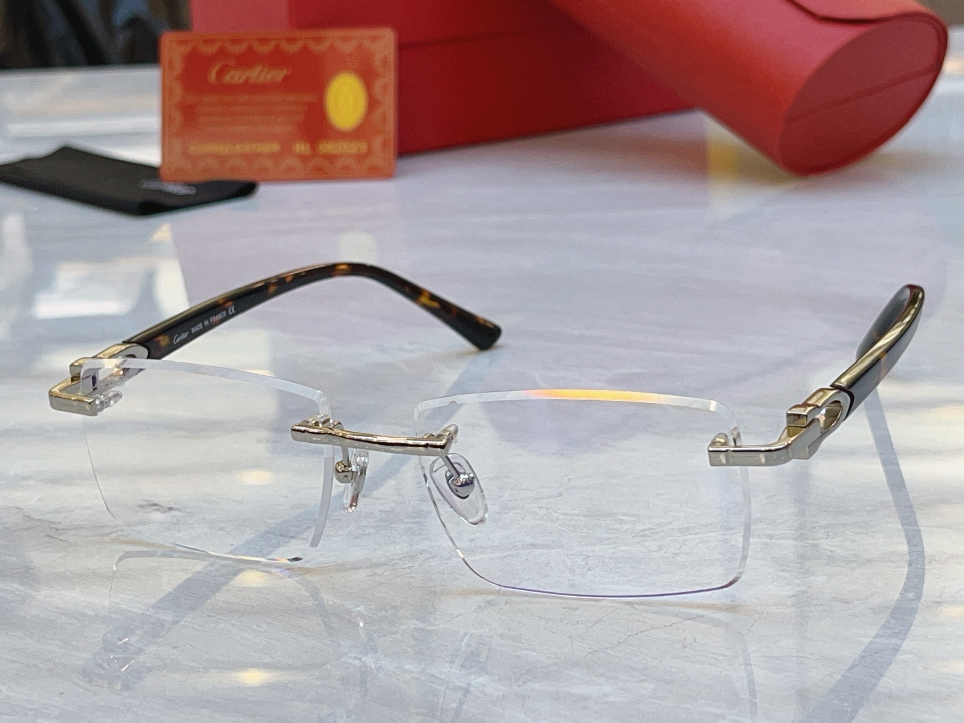 ，【CARTIE*】卡地*亚新款太阳镜，Mod:CT0582S，Size:56口19-145