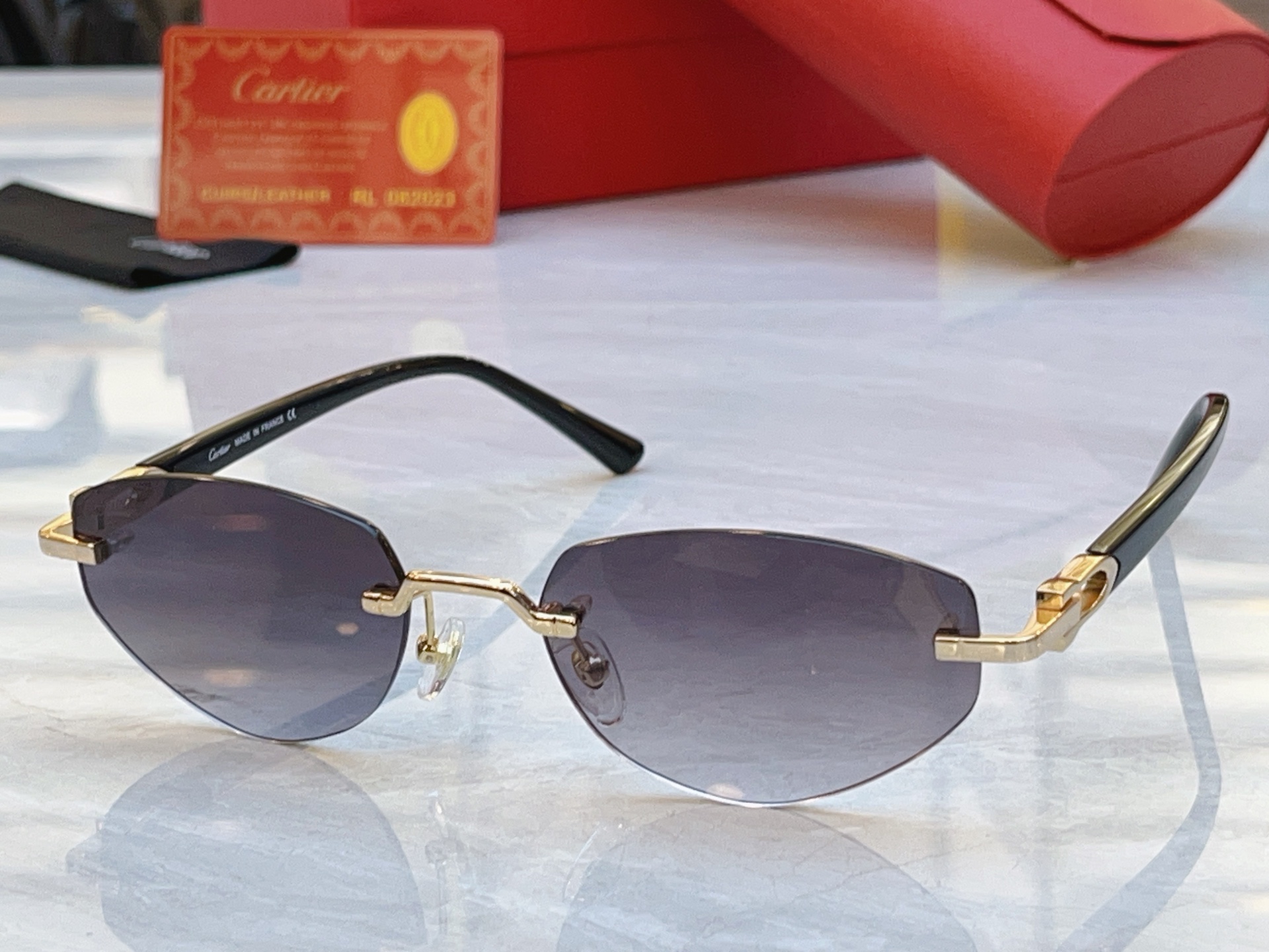 ，【CARTIE*】卡地*亚新款太阳镜，Mod:CT0580S，Size:56口19-145