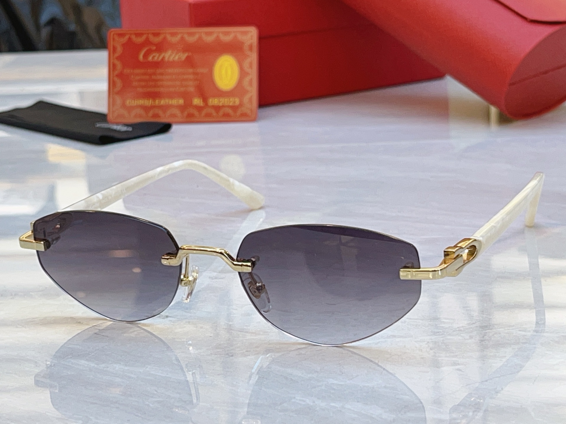 ，【CARTIE*】卡地*亚新款太阳镜，Mod:CT0580S，Size:56口19-145