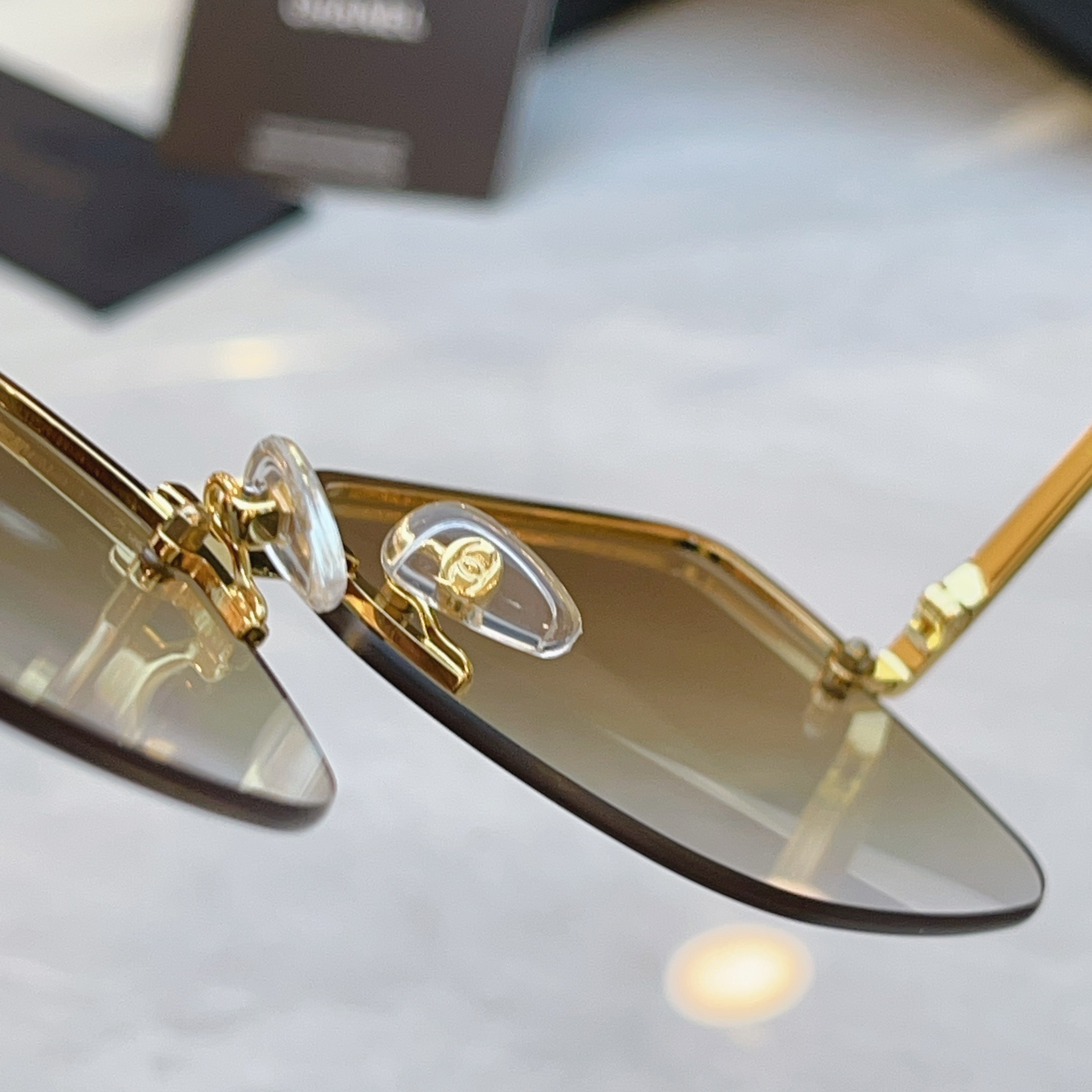 ，【CHANE*】香奈*儿新款太阳镜🕶️，MODEL：CH5492，SIZE：62口16-145