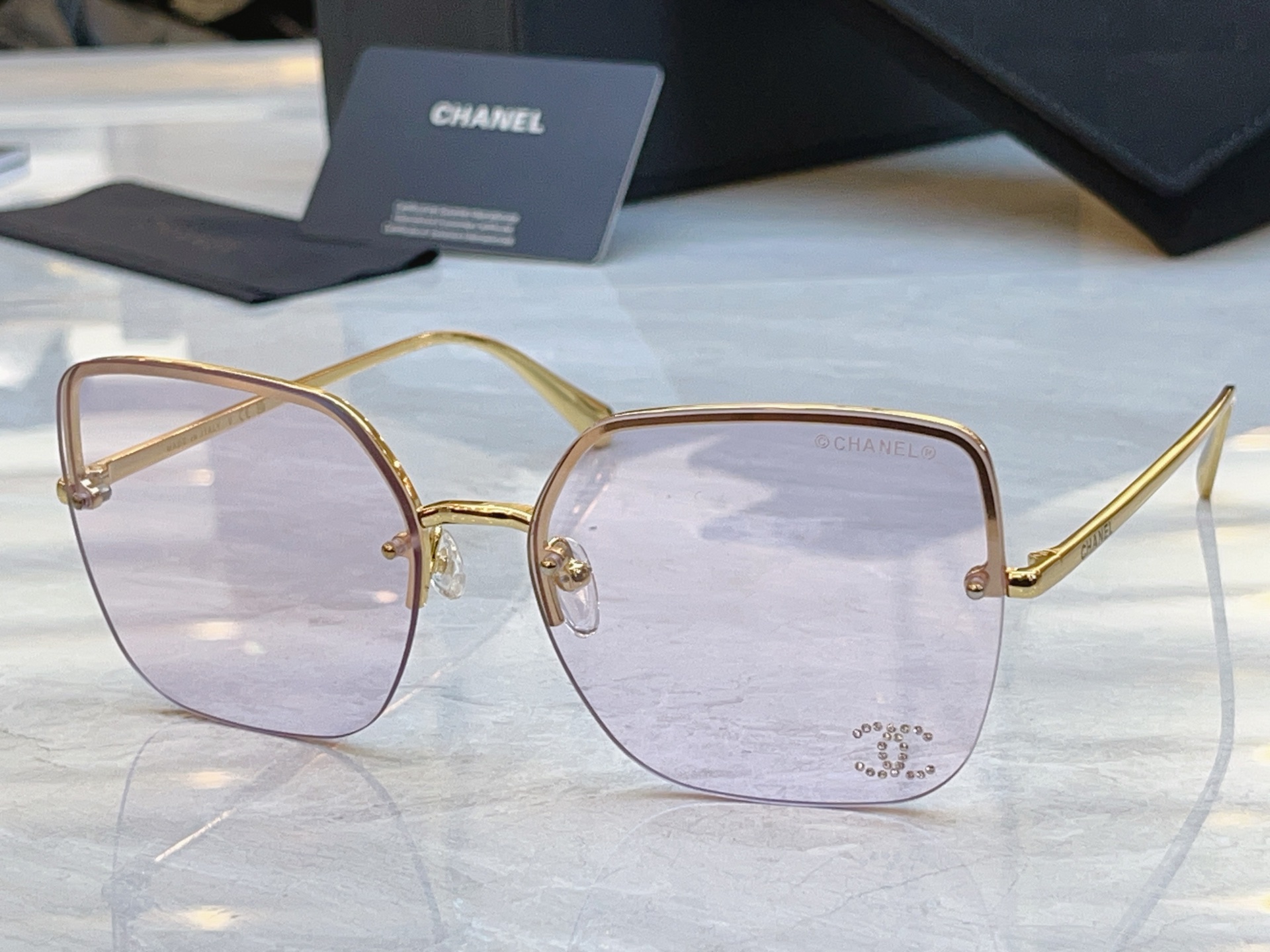 ，【CHANE*】香奈*儿新款太阳镜🕶️，MODEL：CH5492，SIZE：62口16-145