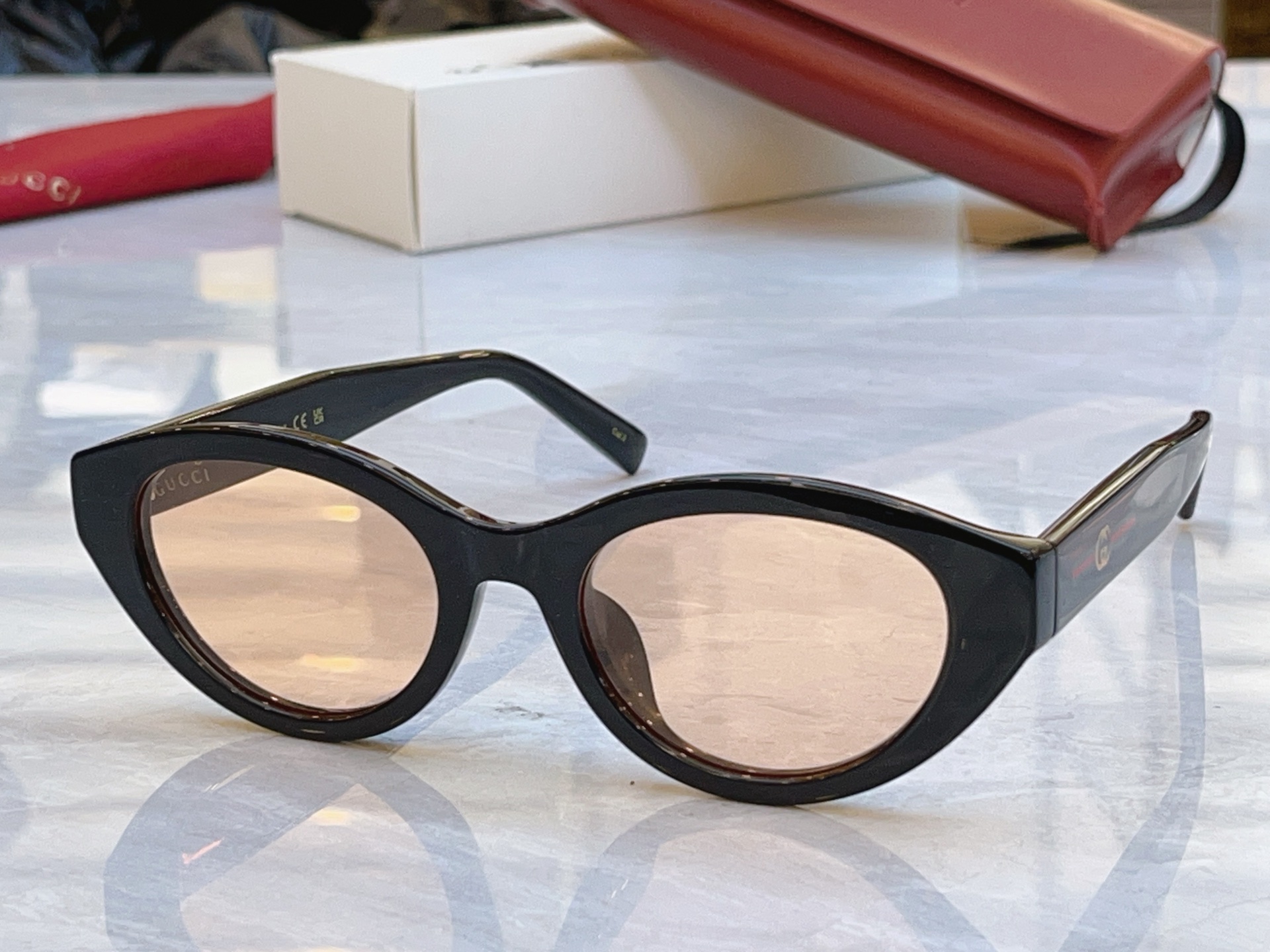 ，【GUCC*】古*驰新款太阳镜，MODEL：GG2105S，SIZE：52口20-145