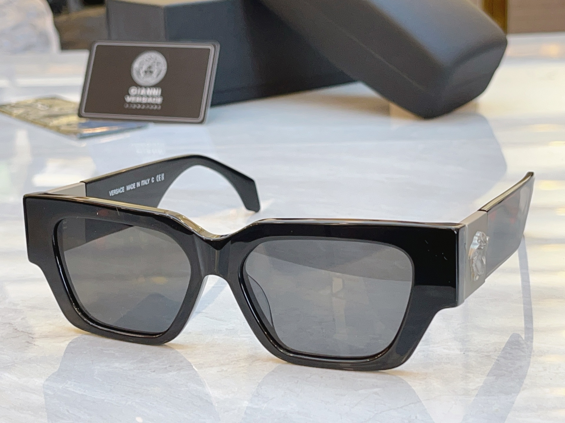 ，【VERSAC*】范思*哲新款太阳镜，MODEL：VE 4497，SIZE：53口15-140