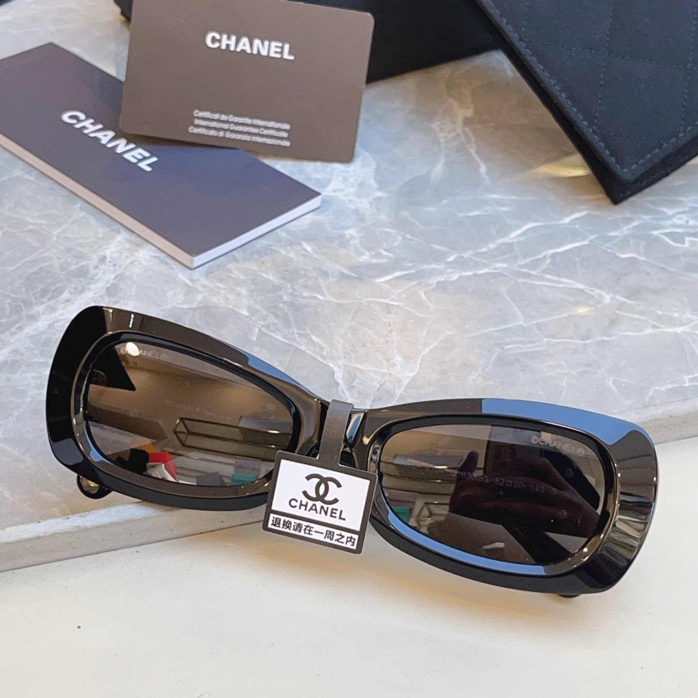 ，【CHANE*】香奈儿新款太阳镜，MODEL：9184，SIZE：52口20-140