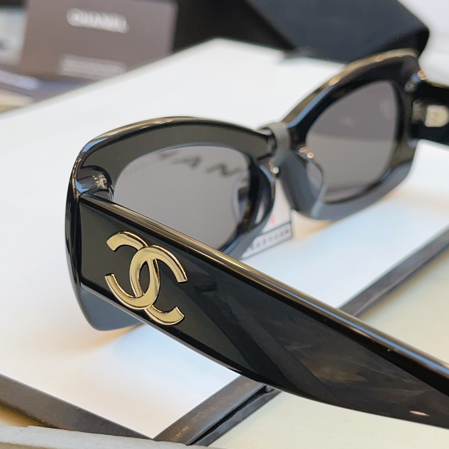 ，【CHANE*】香奈儿新款太阳镜，MODEL：9184，SIZE：52口20-140