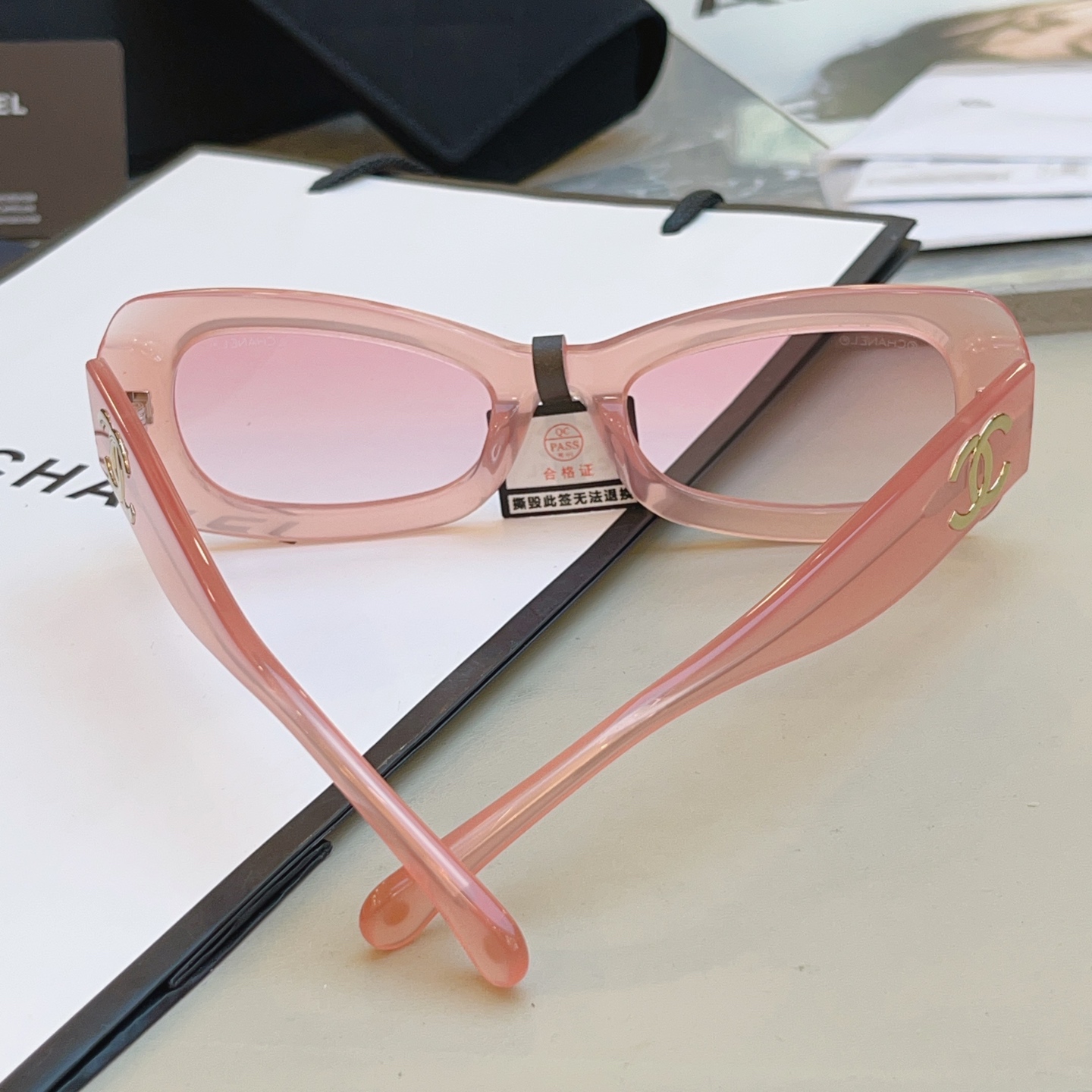 ，【CHANE*】香奈儿新款太阳镜，MODEL：9184，SIZE：52口20-140