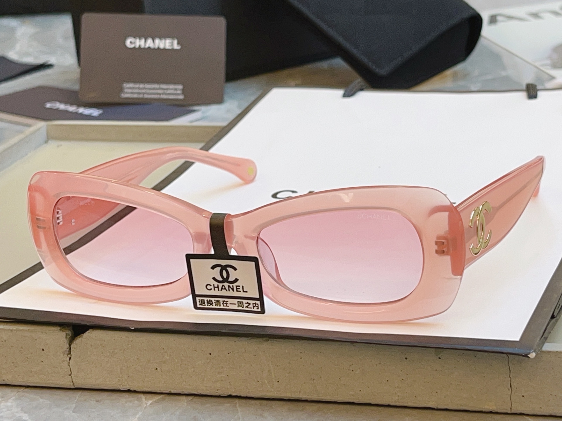 ，【CHANE*】香奈儿新款太阳镜，MODEL：9184，SIZE：52口20-140