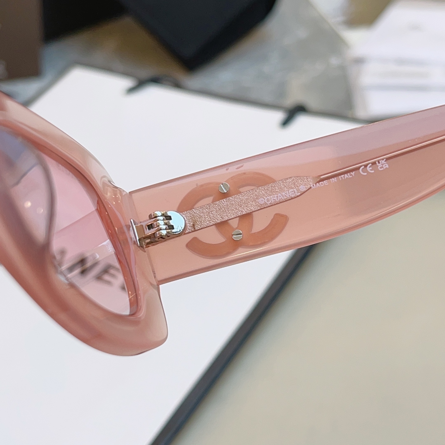 ，【CHANE*】香奈儿新款太阳镜，MODEL：9184，SIZE：52口20-140