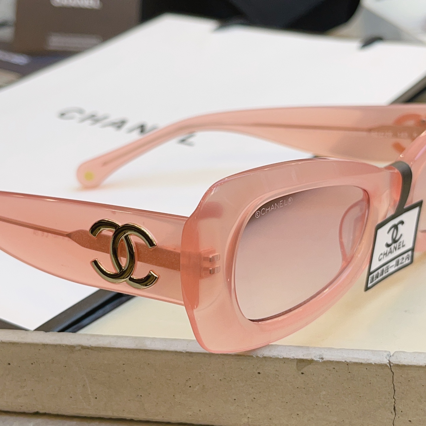 ，【CHANE*】香奈儿新款太阳镜，MODEL：9184，SIZE：52口20-140