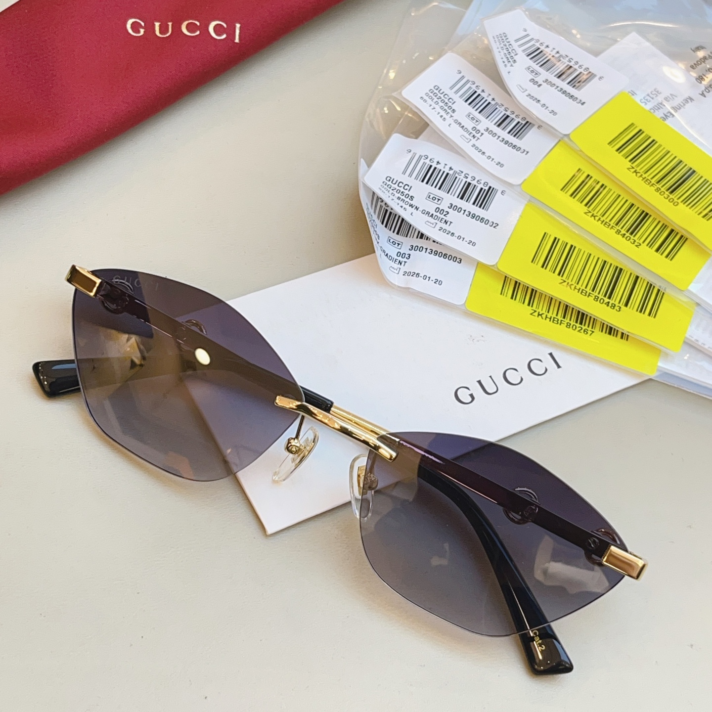 ，【GUCC*】古*驰新款太阳镜 高版本✨，MODEL：GG2050SA，SIZE：60口17-140 